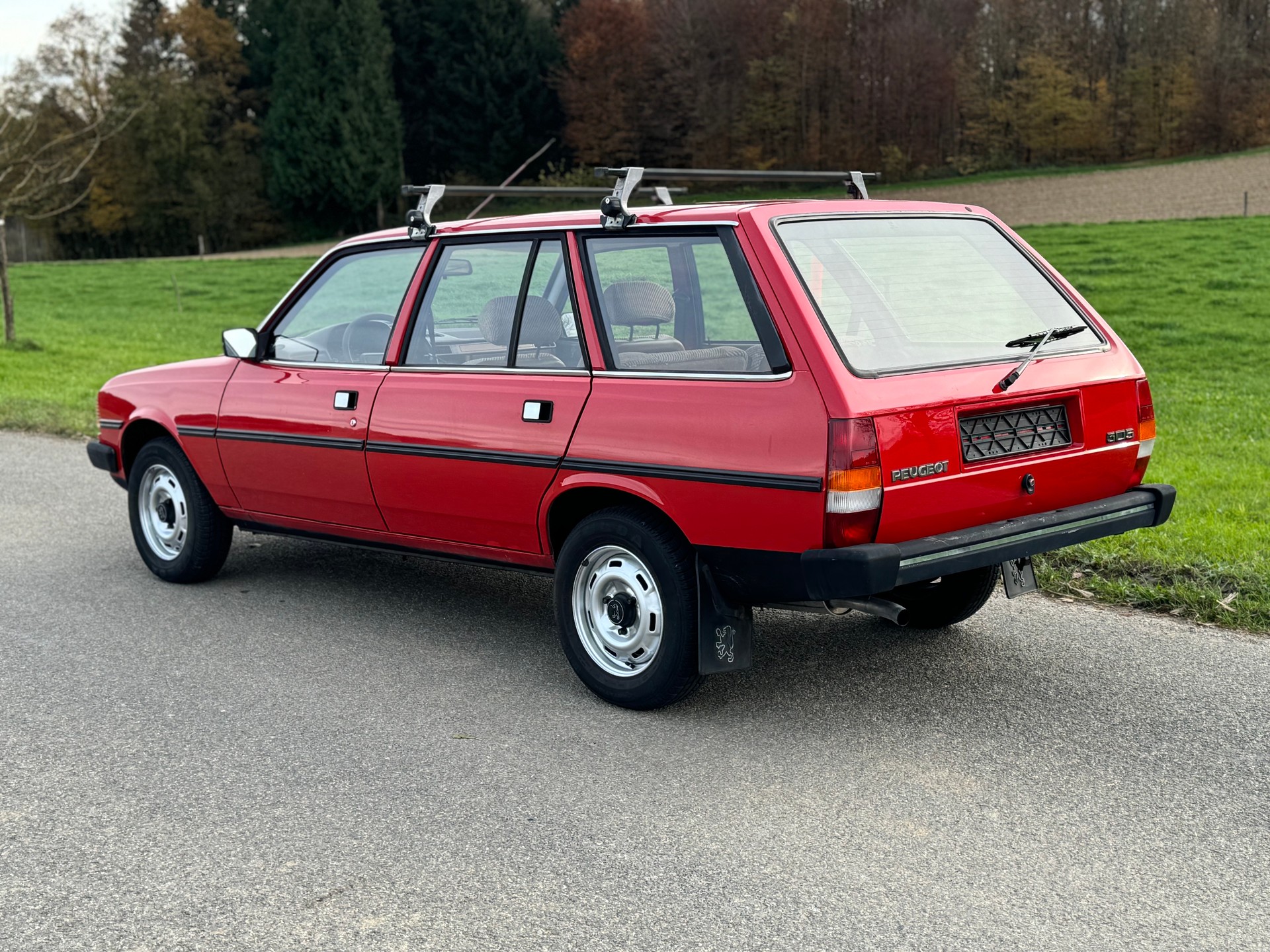 PEUGEOT Break-image-2