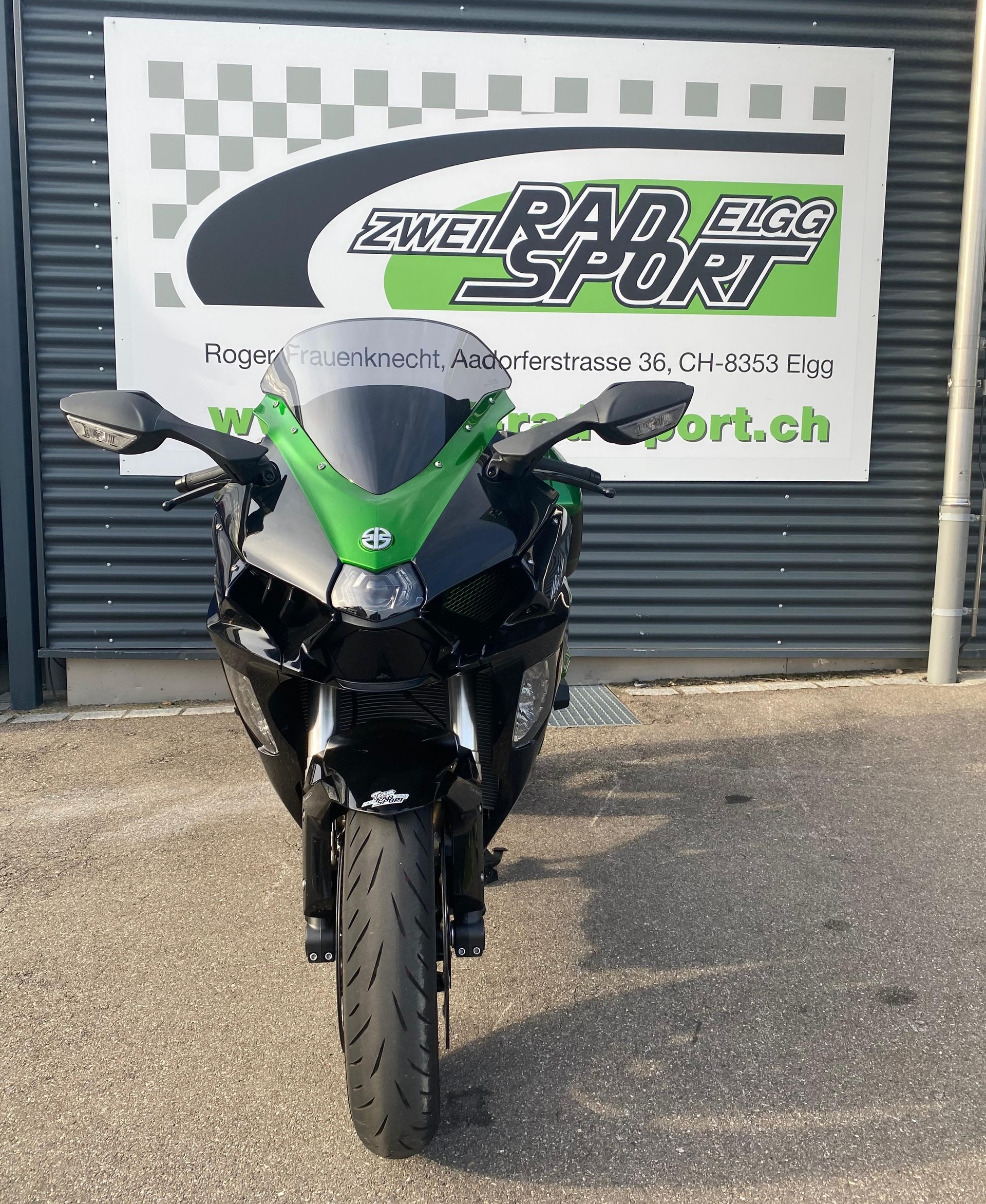 KAWASAKI Ninja H2 SX SE Performance Tourer-image-2