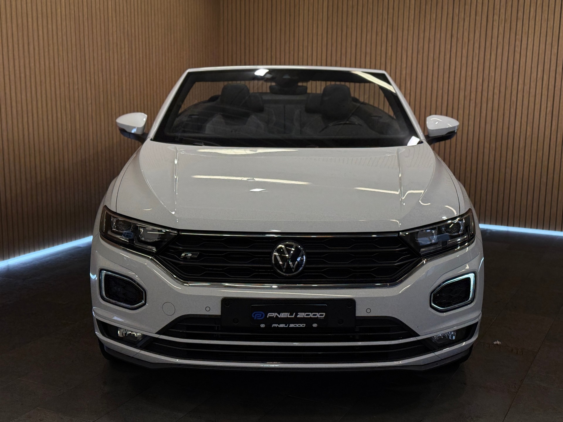VW T-Roc Cabriolet 1.5 TSI EVO R-Line DSG-showroom-element-1