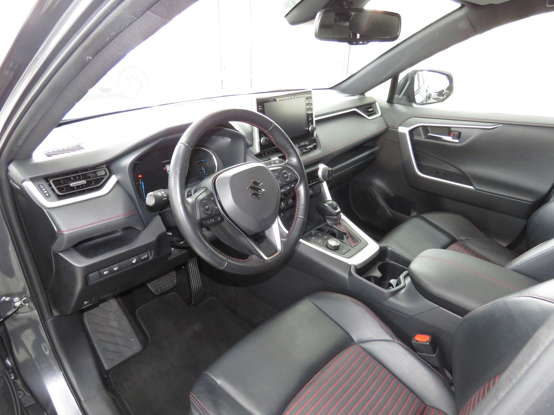 SUZUKI Across 2.5 Plug-in-Hybrid Compact Top E-CVT (Automat)-image-6
