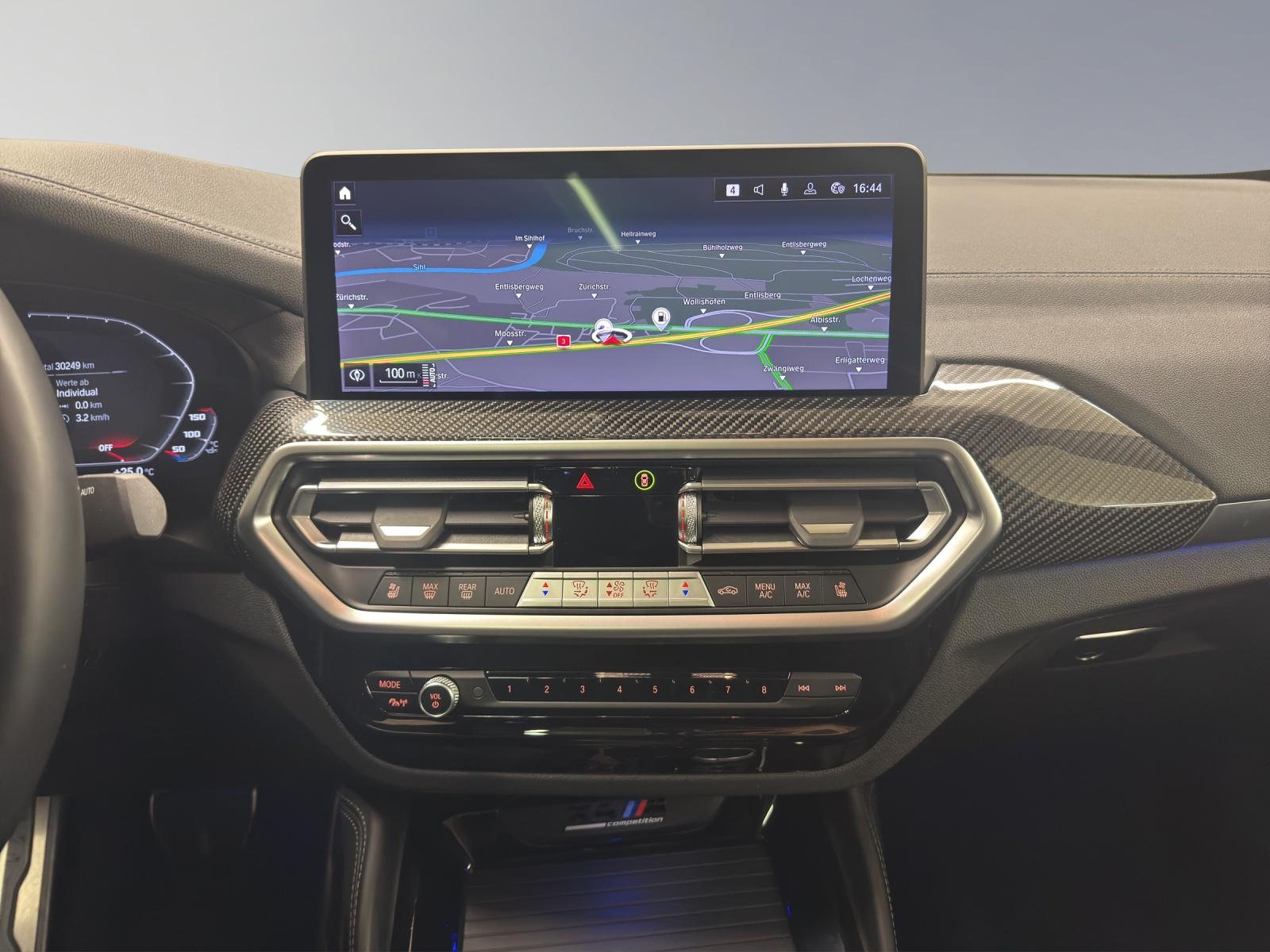 BMW X4 M Competition-image-16