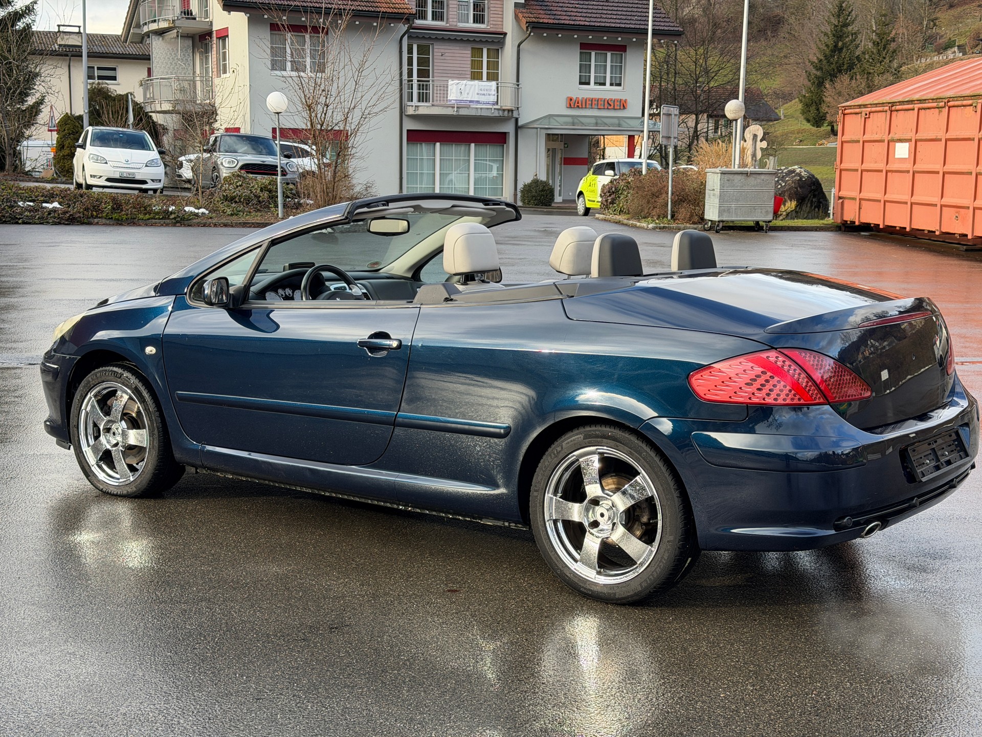 PEUGEOT 307 CC 2.0 HDI Platinum Edition-image-6