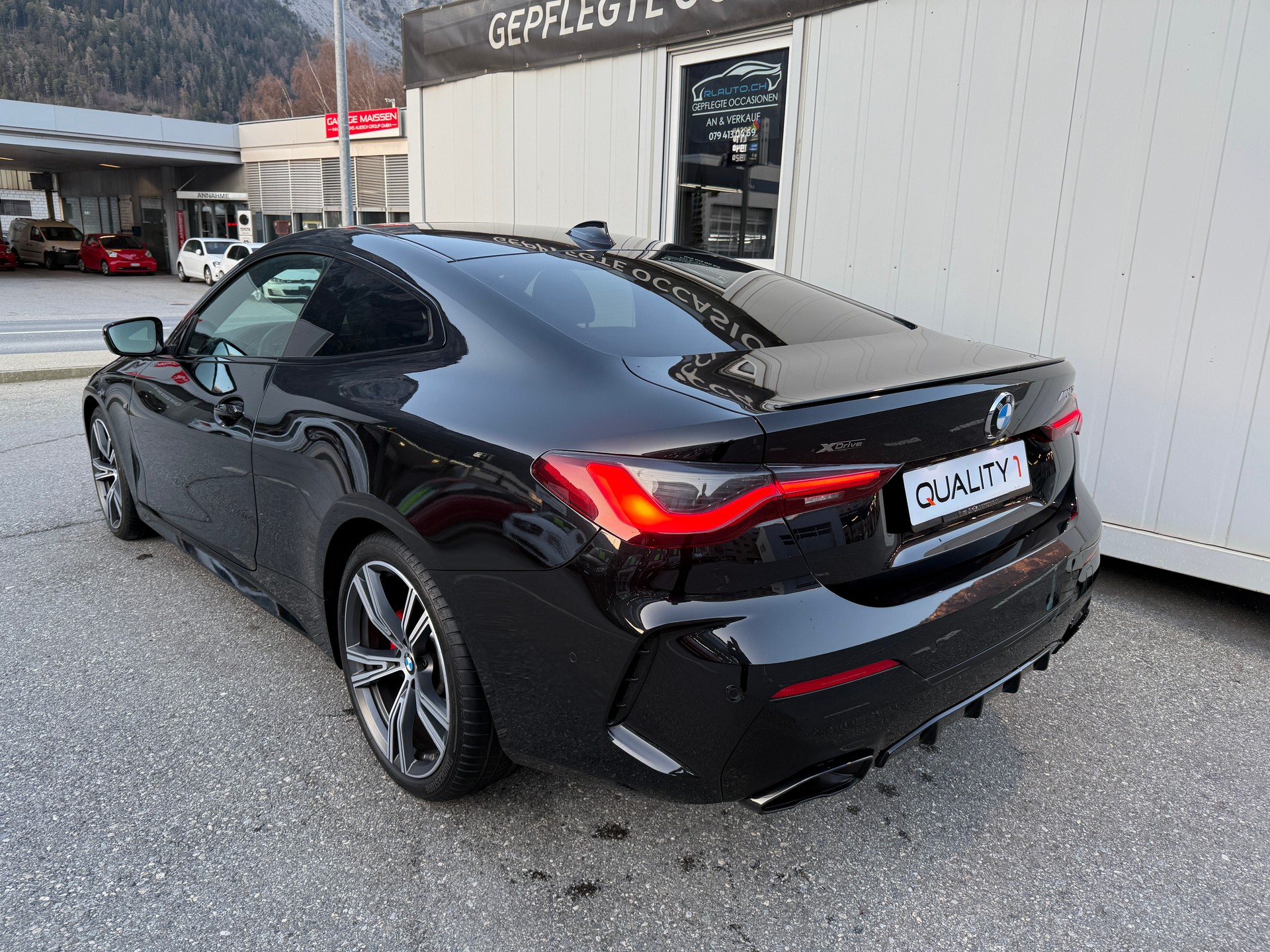 BMW M440i xDrive 48V Coupé Steptronic-image-6