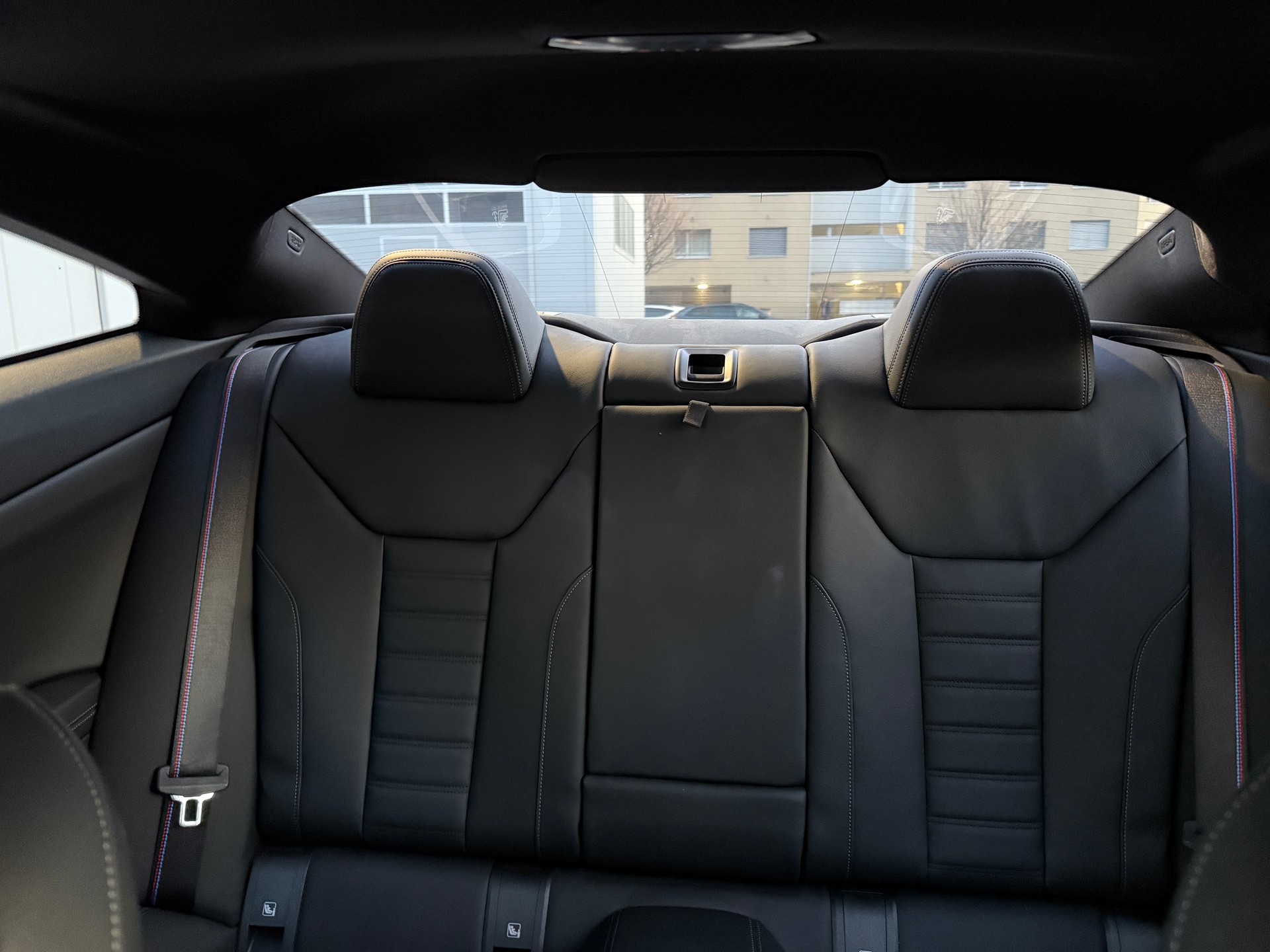BMW M440i xDrive 48V Coupé Steptronic-image-18
