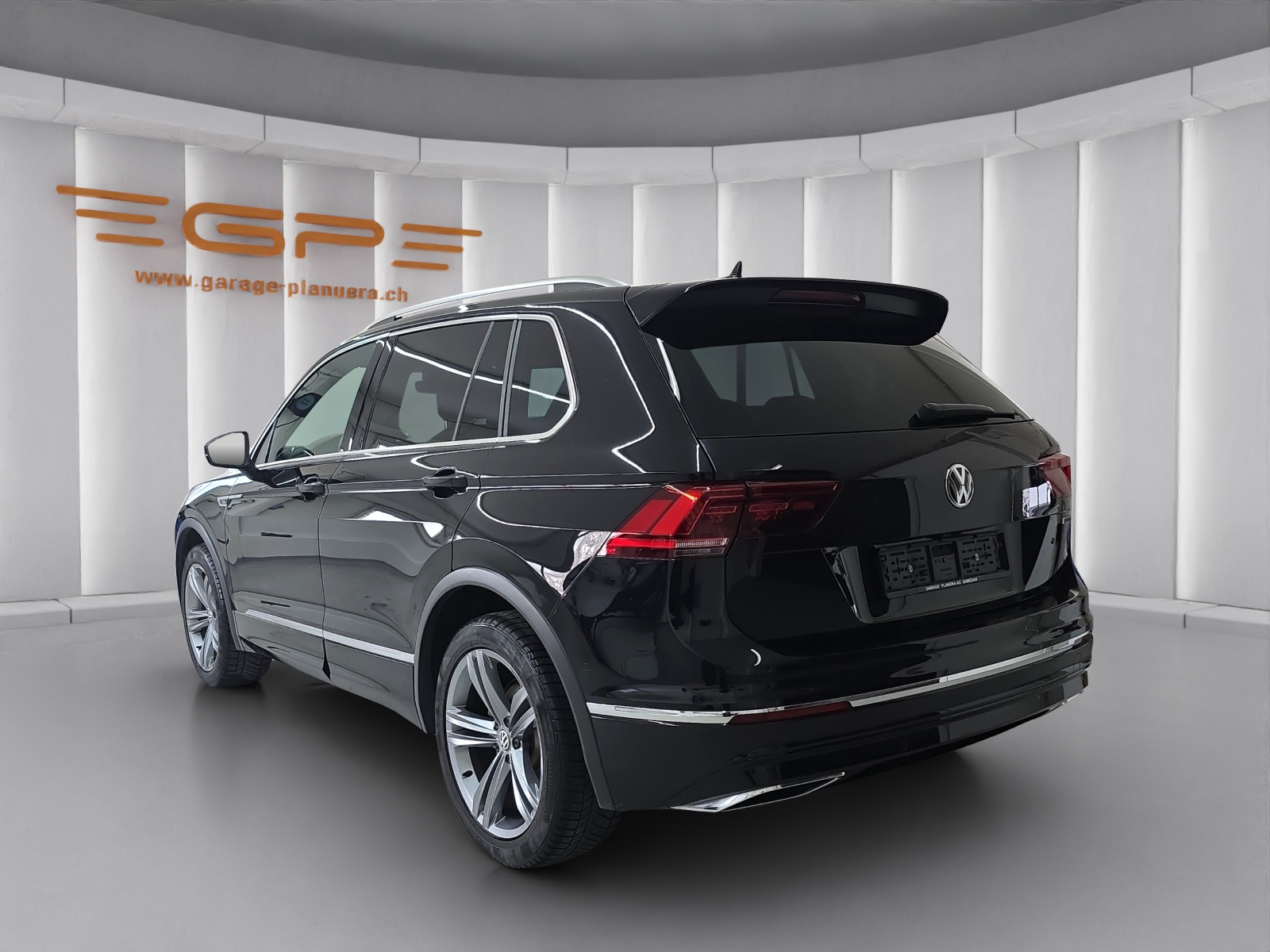 VW Tiguan 2.0 TSI Highline DSG-image-4