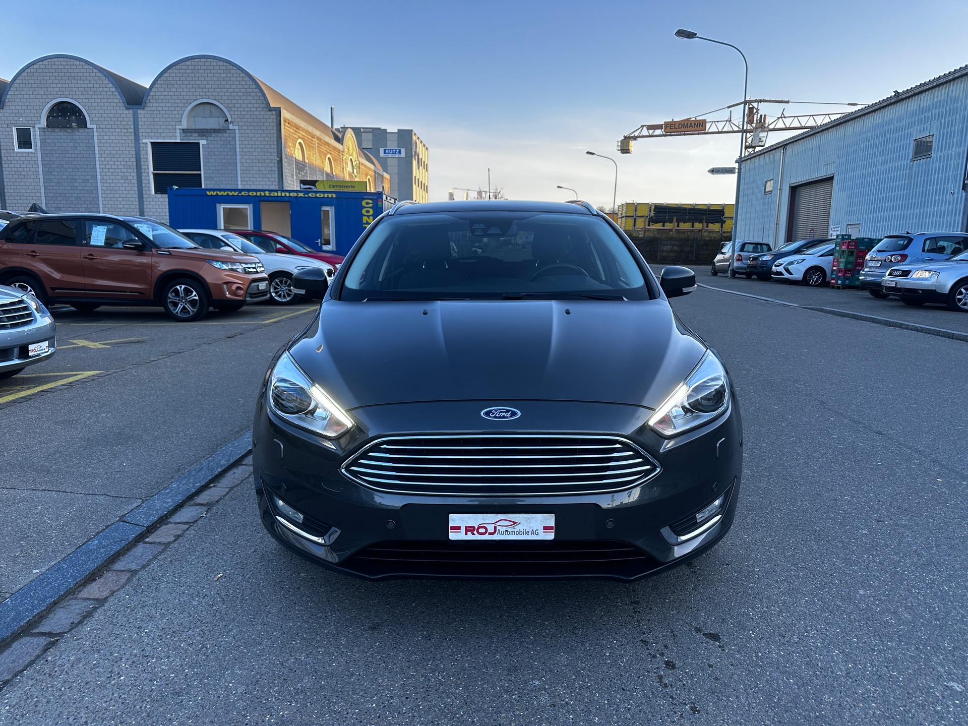 FORD Focus 1.5 SCTi Titanium X-showroom-element-2