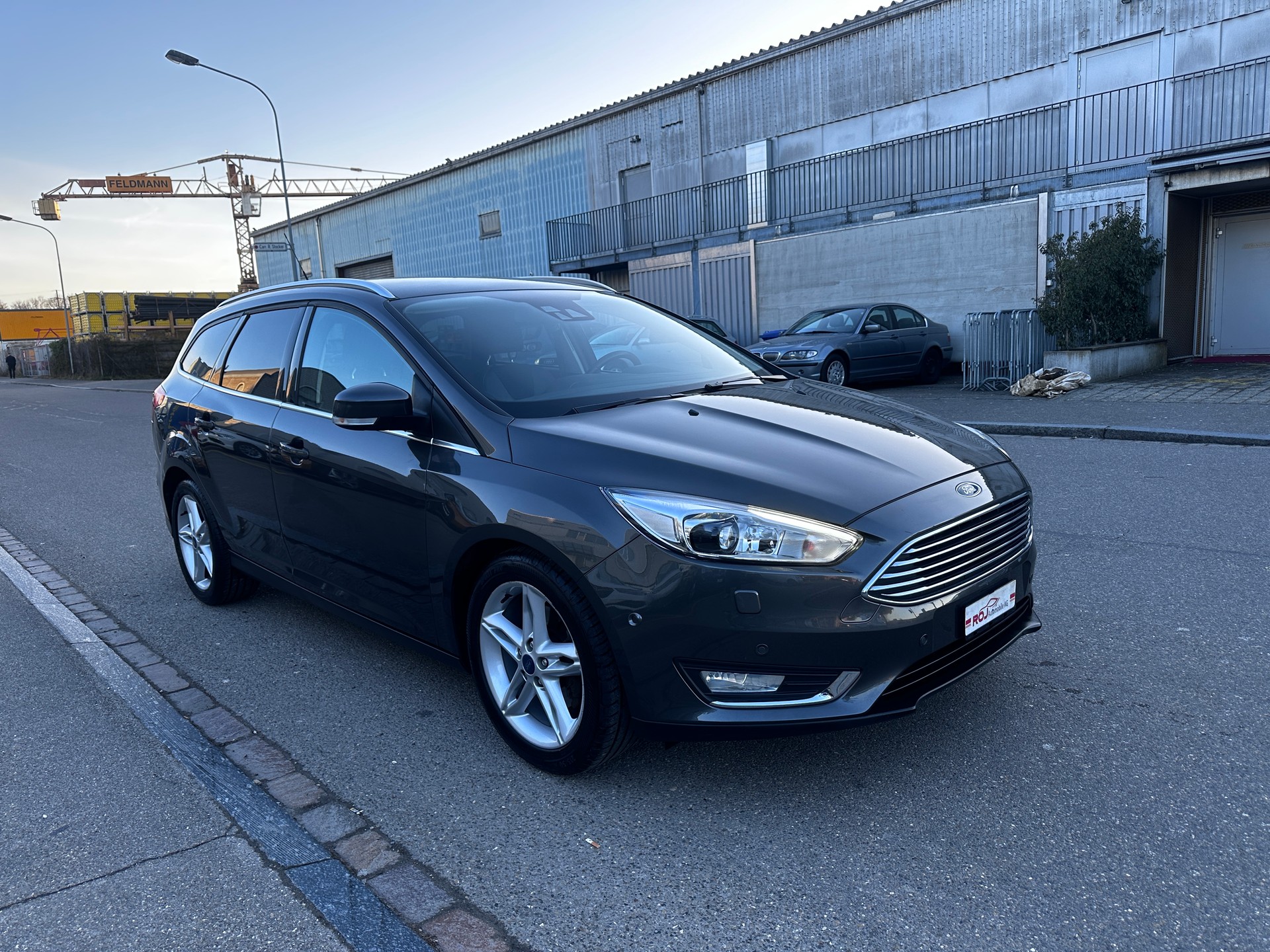 FORD Focus 1.5 SCTi Titanium X-showroom-element-3