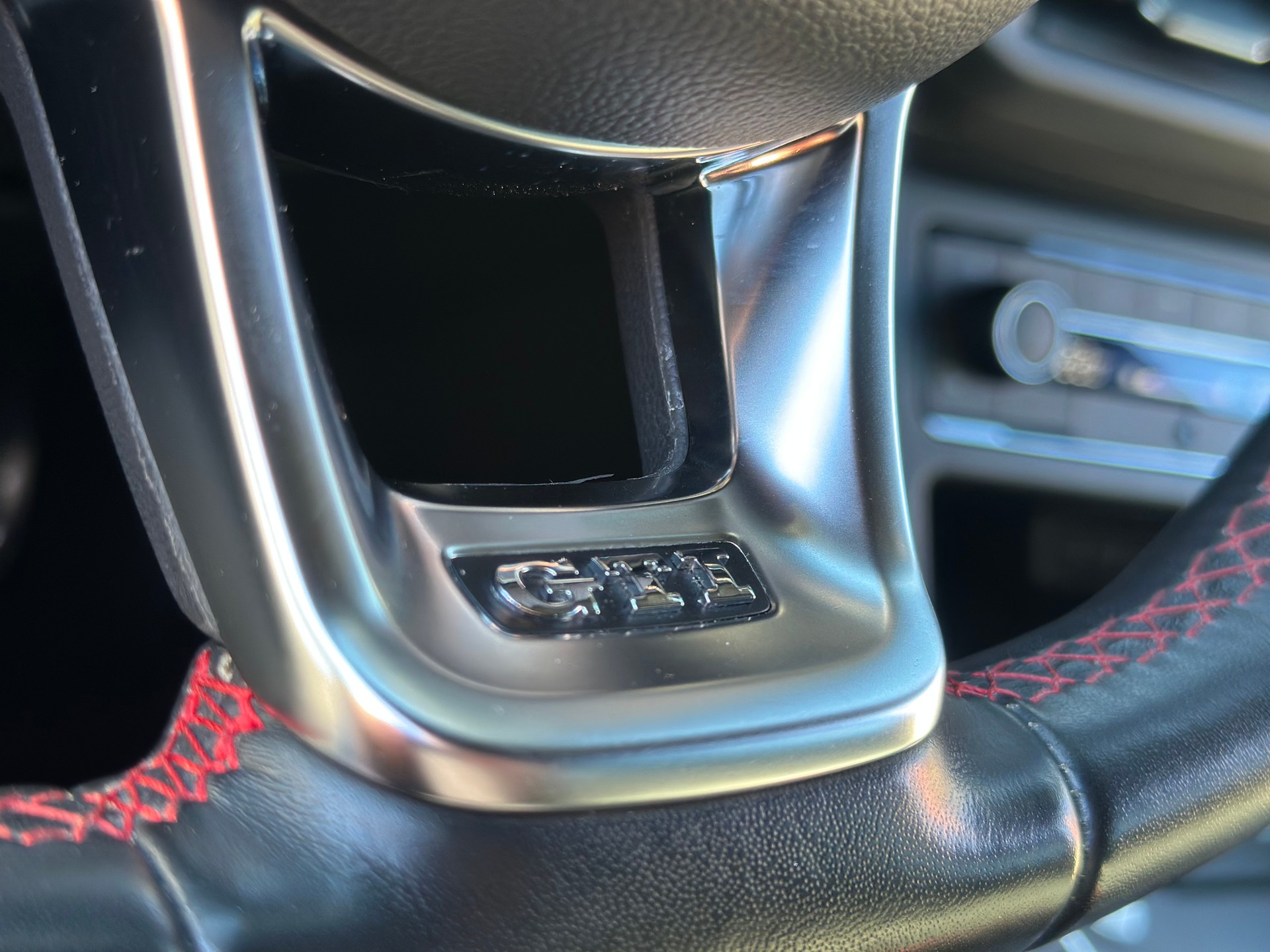 VW Polo 2.0 TSI GTI DSG-image-24