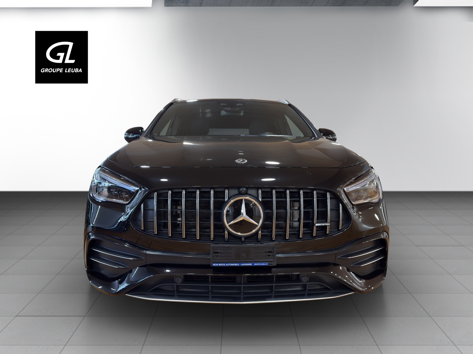 MERCEDES-BENZ GLA 35 AMG 4Matic 8G-Speedshift DCT-showroom-element-1