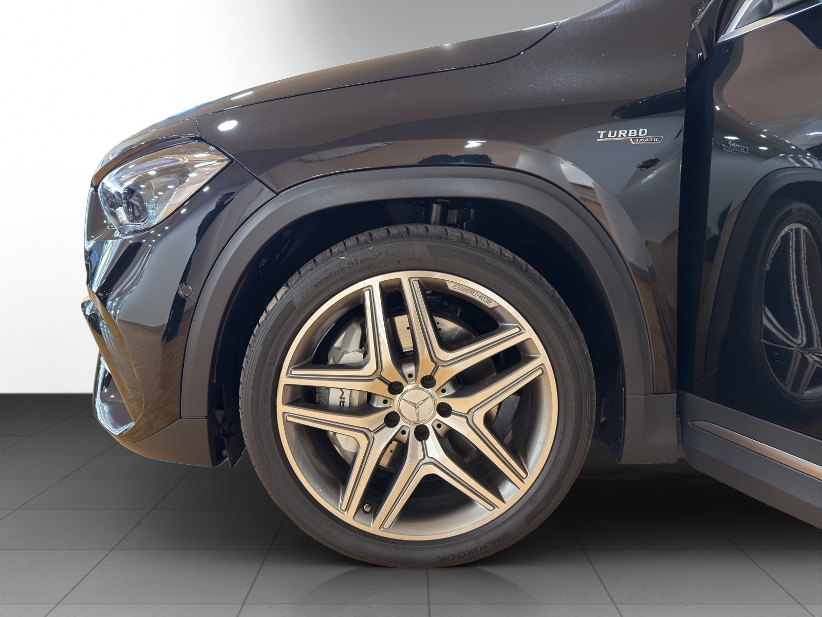 MERCEDES-BENZ GLA 35 AMG 4Matic 8G-Speedshift DCT-image-5