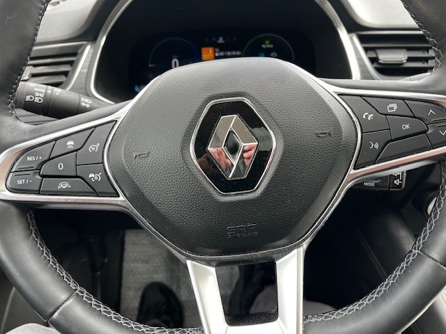 RENAULT Captur 1.6 E-Tech Initiale Paris DHT-image-13