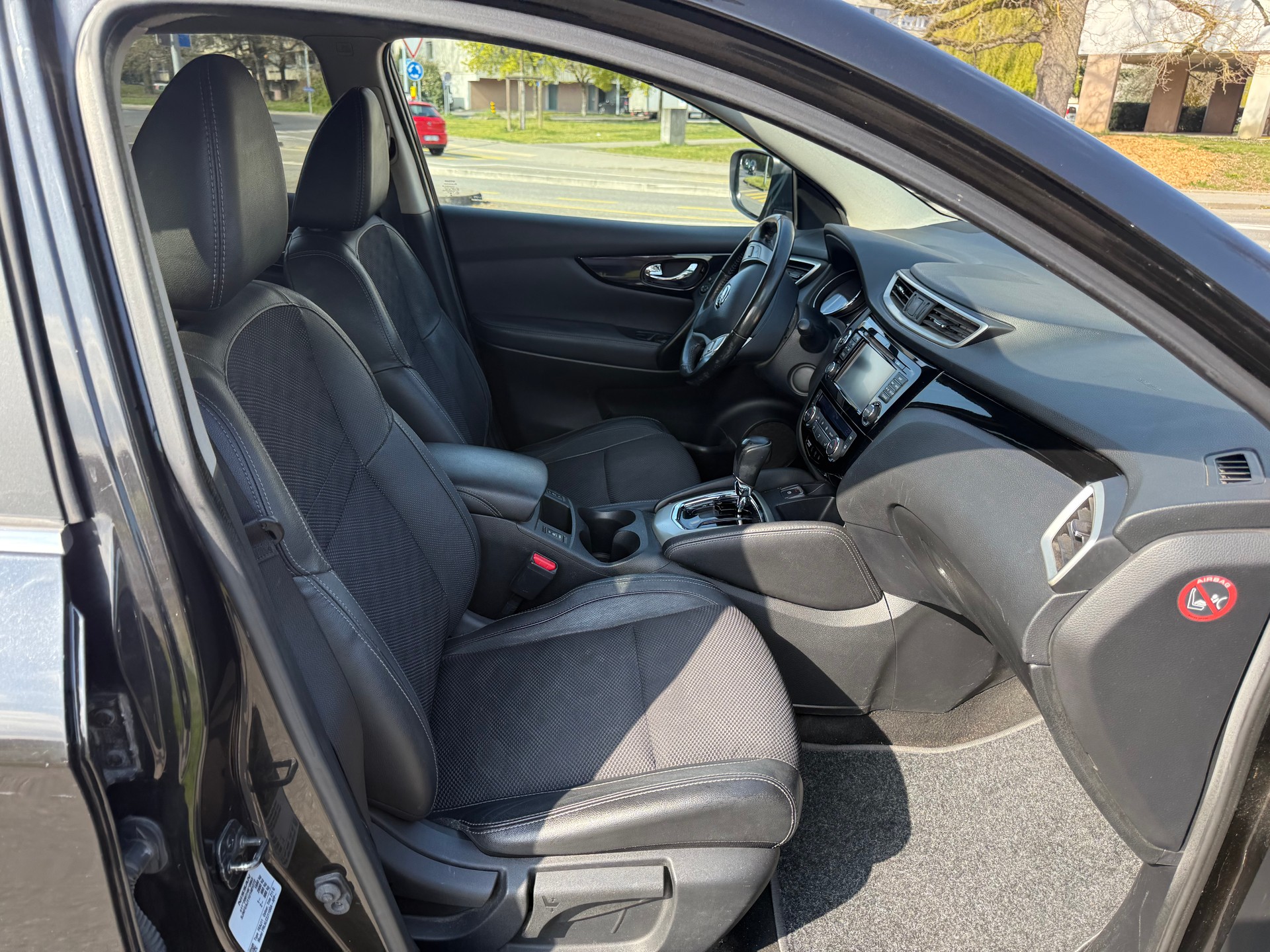 NISSAN Qashqai 1.2 DIG-T acenta-image-7