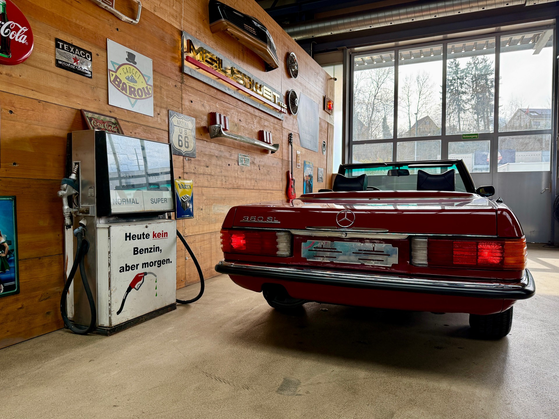 MERCEDES-BENZ 350 SL R107 Veteran-image-12