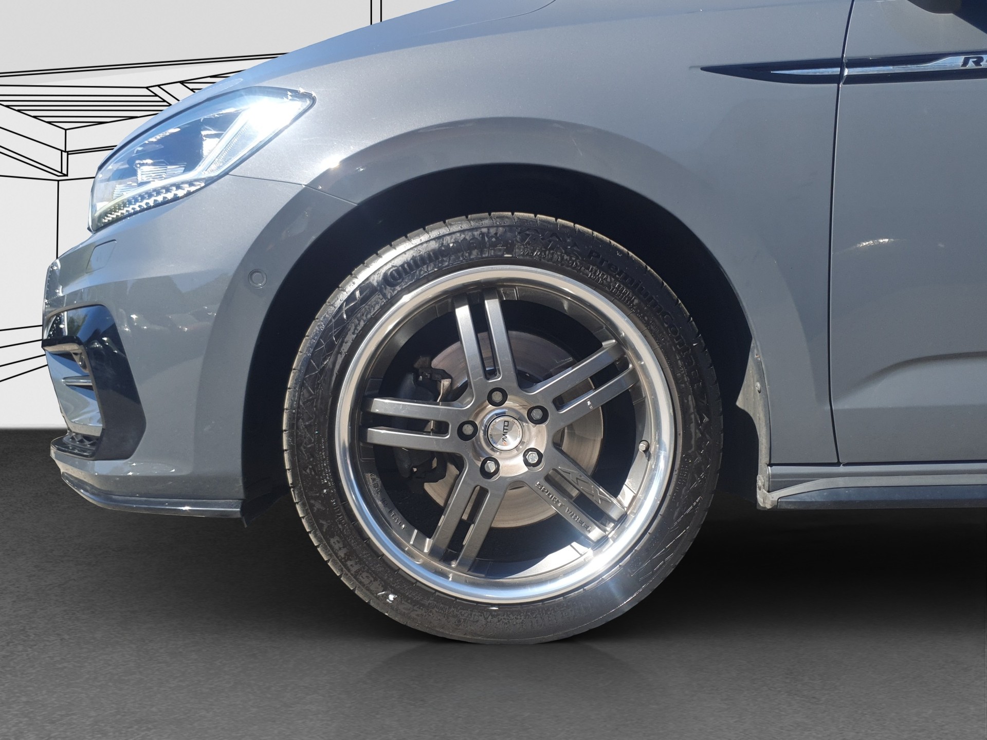 VW Touran 2.0 TDI SCR R-Line Highline DSG-image-5
