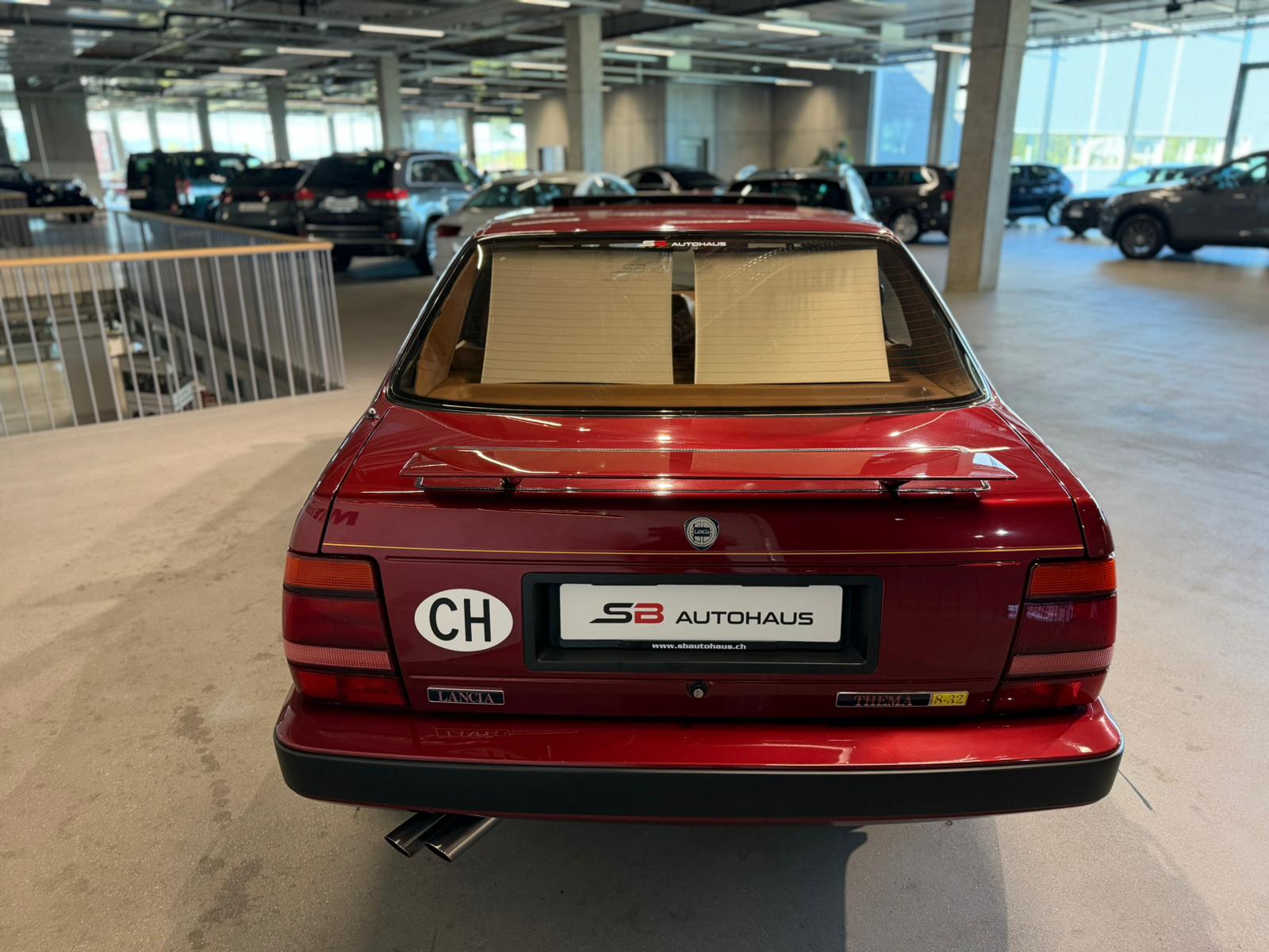 LANCIA Thema 8.32 Ferrari-image-13
