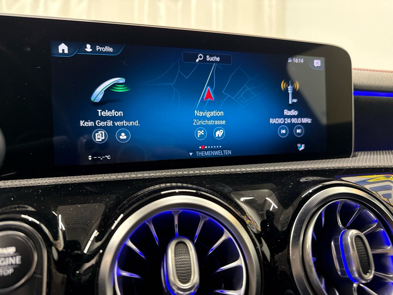 MERCEDES-BENZ CLA 220 Shooting Brake AMG DCT 19Z NAV LED-image-6