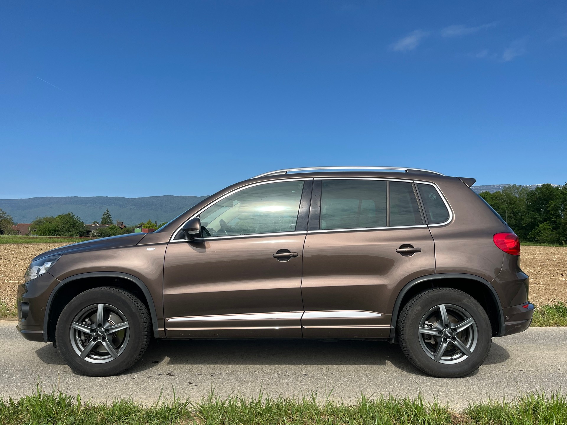 VW Tiguan 2.0 TSI Cup R-Line 4Motion DSG-image-6