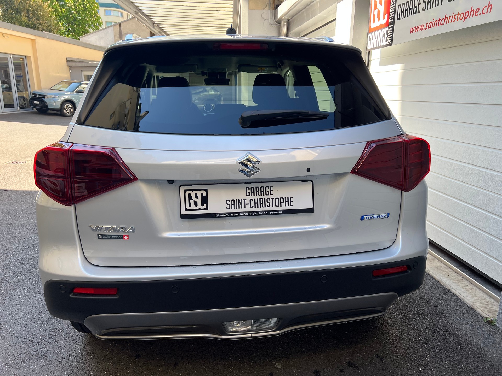 SUZUKI Vitara 1.4 Boosterjet Sakura 4x4 Hybrid Automatic-image-4