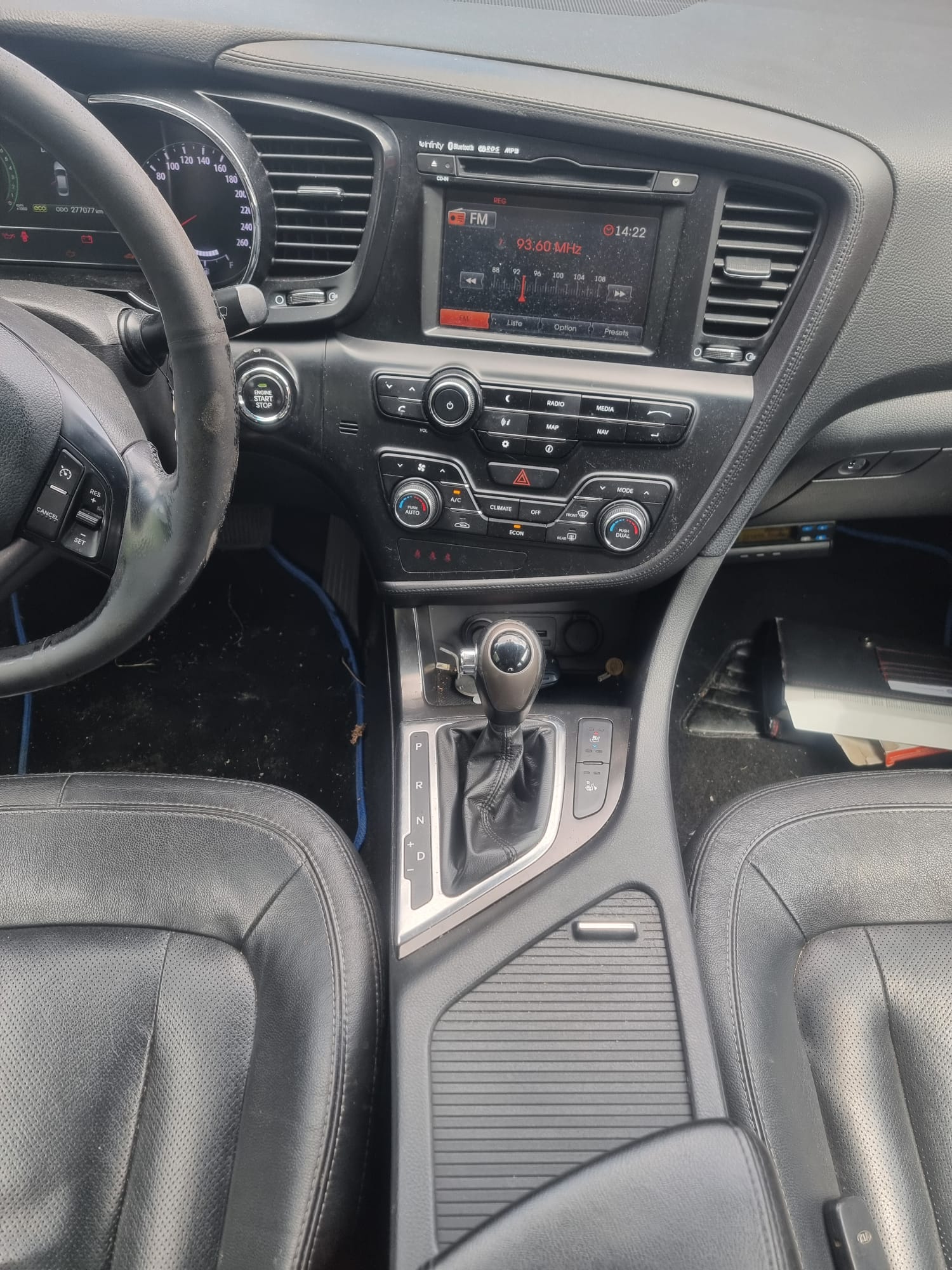 KIA Optima 2.0 CVVT Hybrid Automatic-image-6