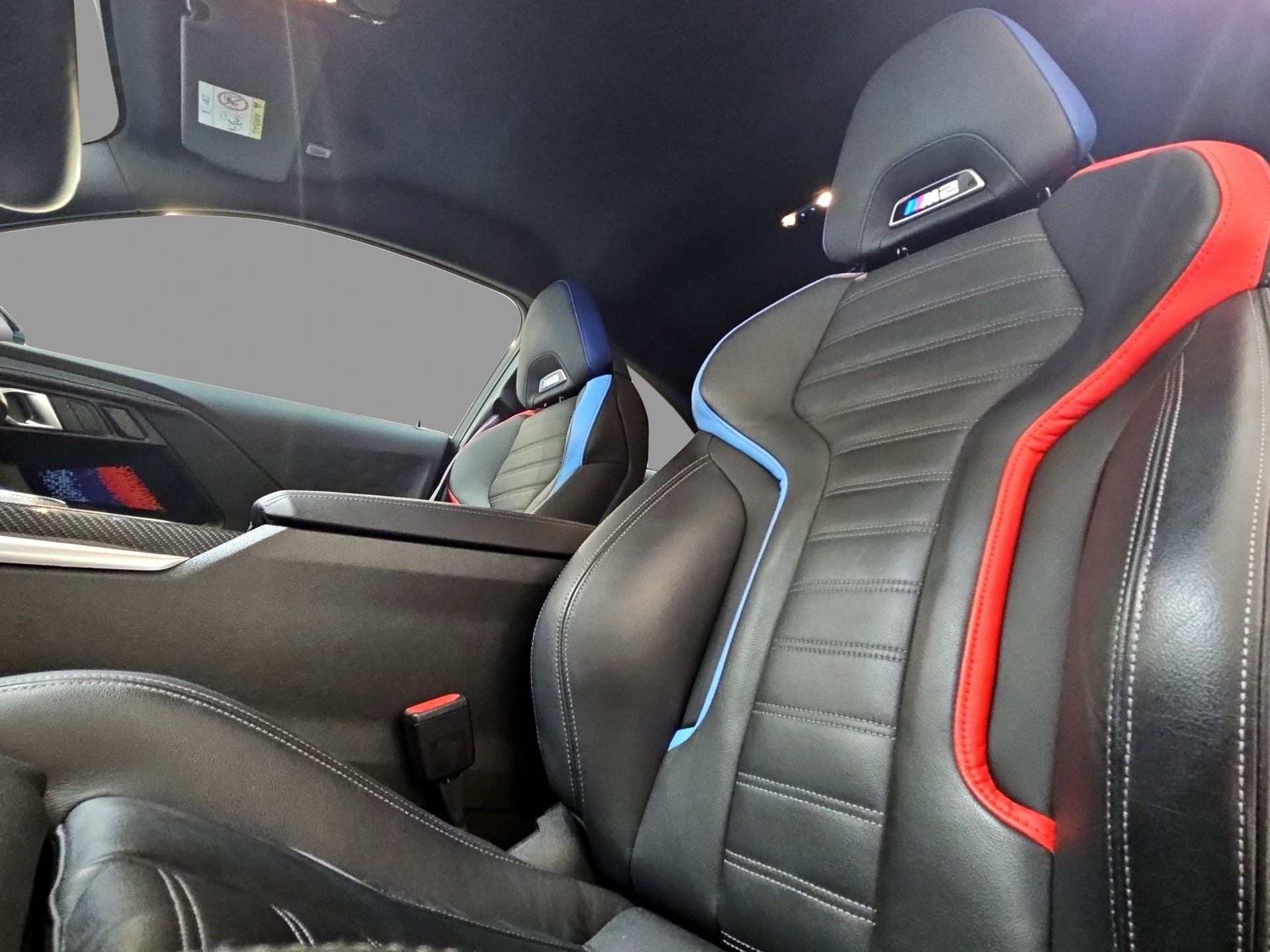 BMW M2 Coupé-image-13