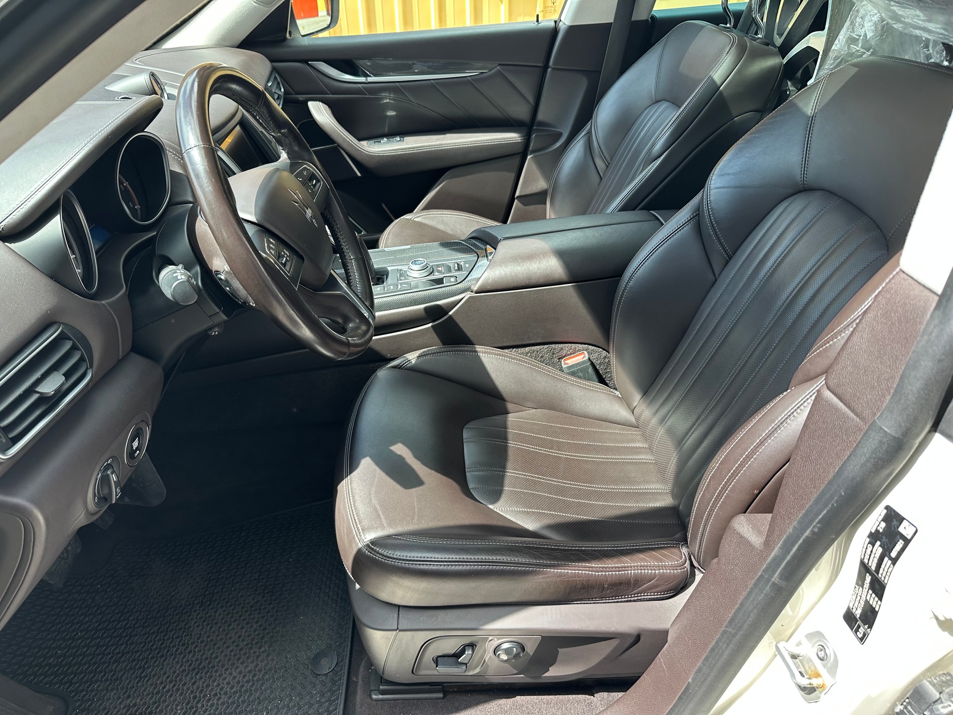 MASERATI Levante D 3.0V6 GranLusso-image-11