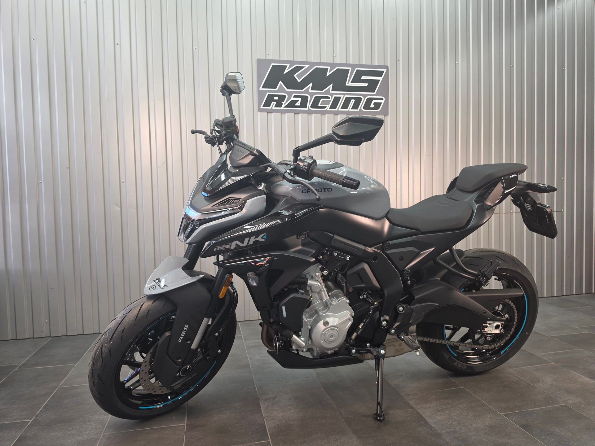 CF MOTO 675NK (35 kW)-image-0