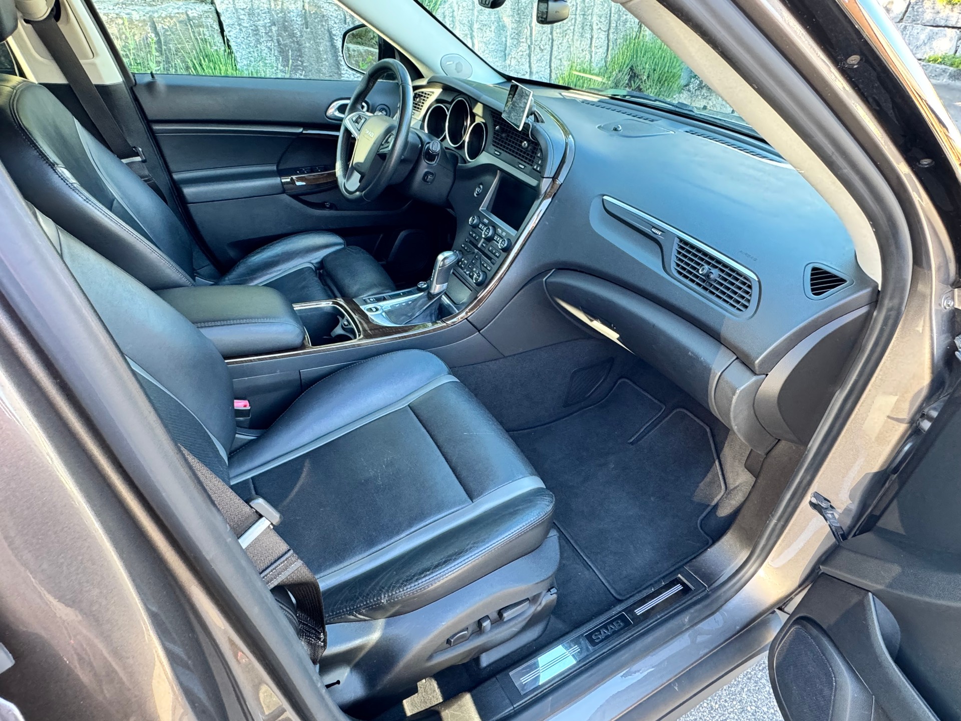 SAAB 9-4x 3.0i XWD Premium-image-10