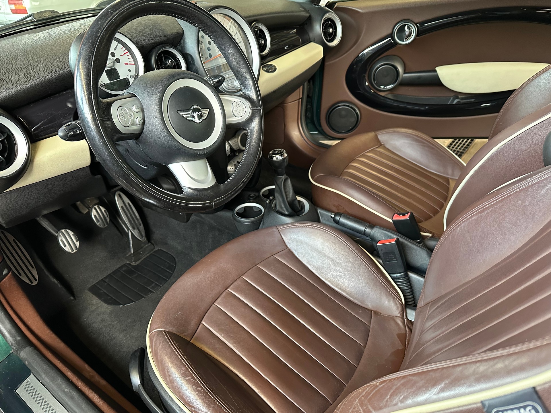 MINI Clubman Cooper S-image-12