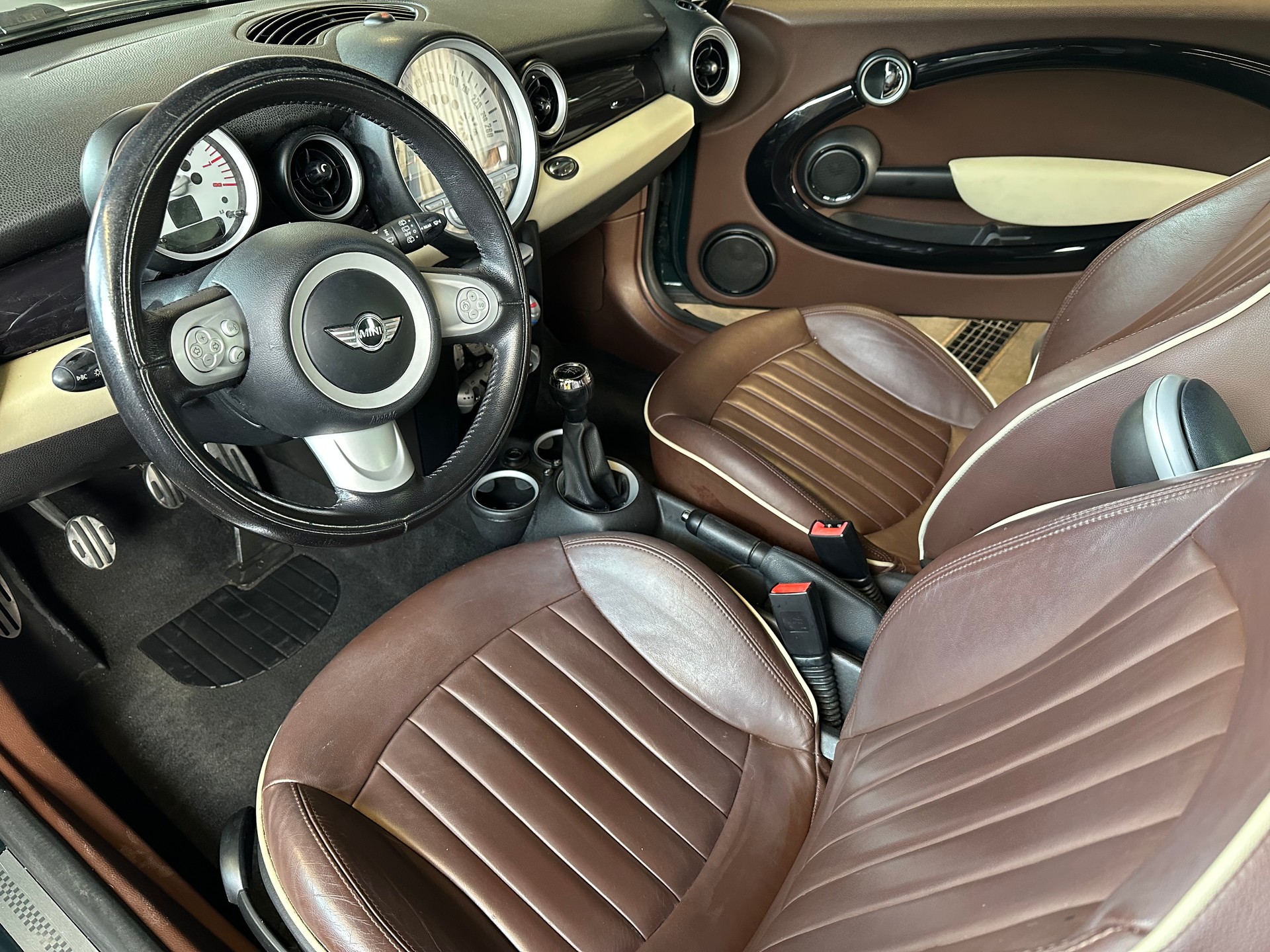 MINI Clubman Cooper S-image-8