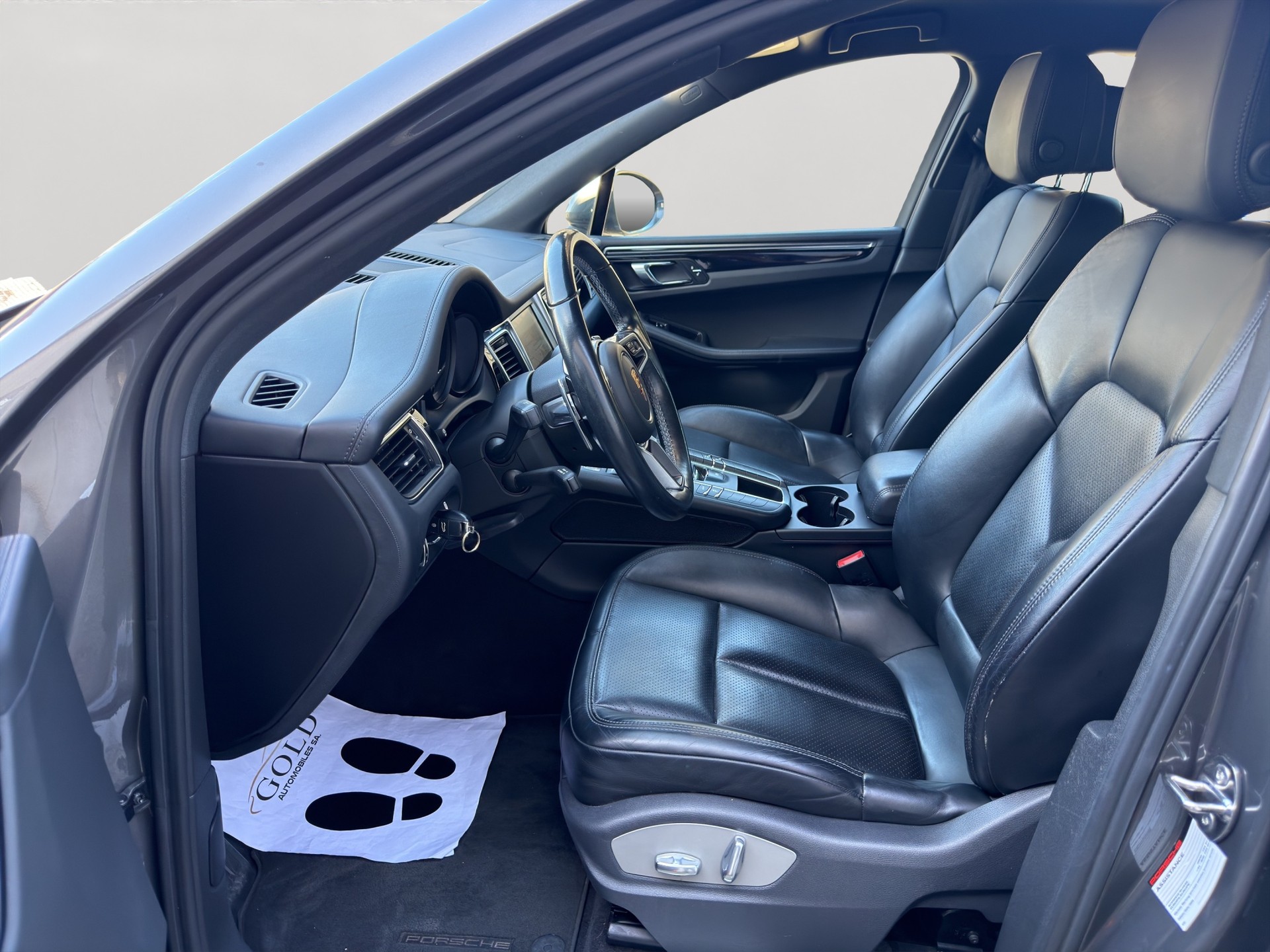 PORSCHE Macan S PDK-image-5