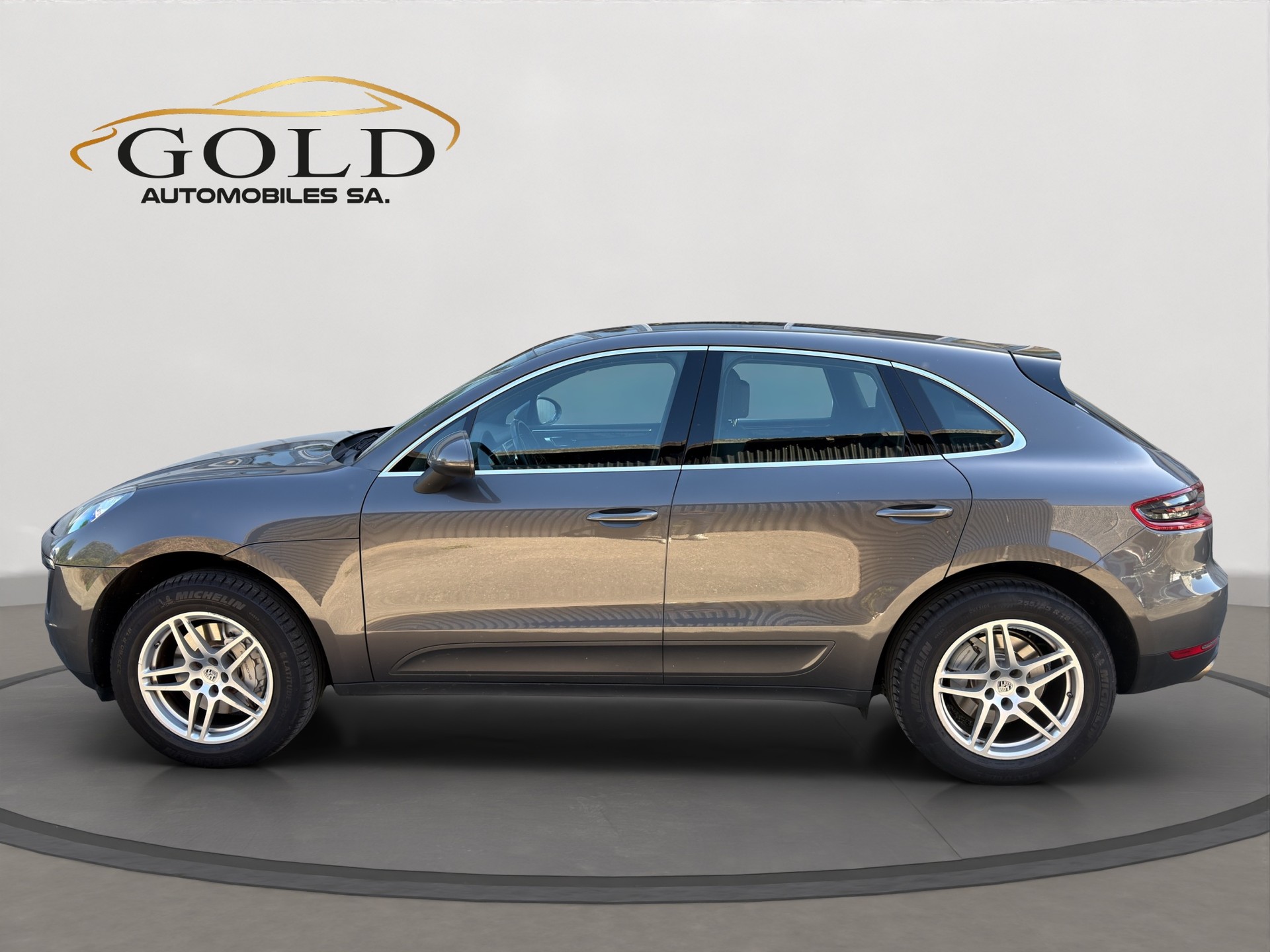 PORSCHE Macan S PDK-image-10