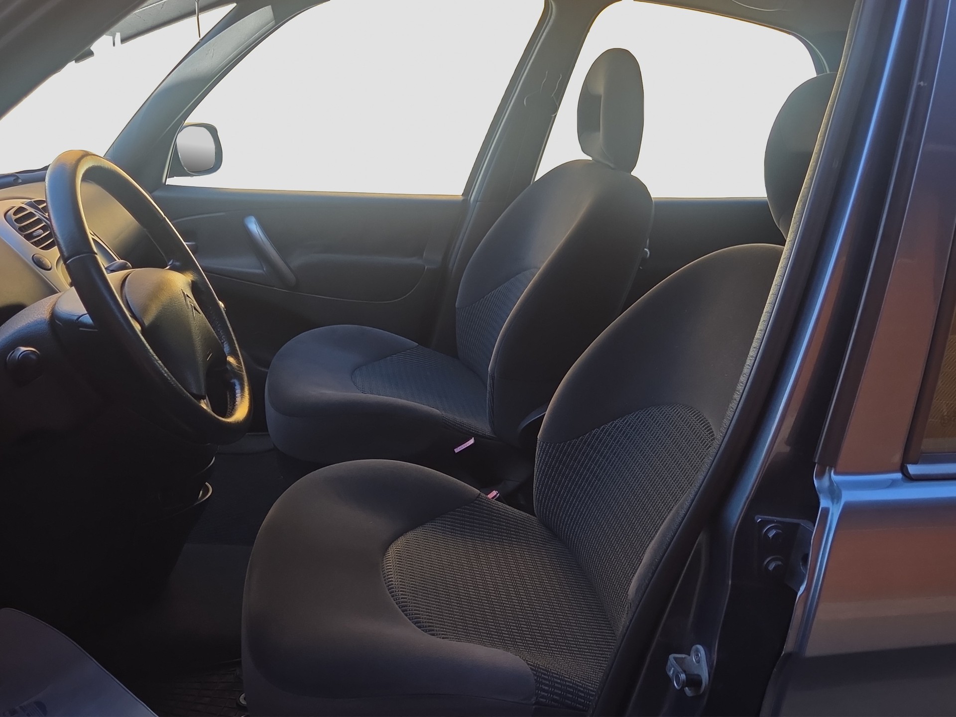 CITROEN Xsara Picasso 1.6 HDi Exclusive-image-7
