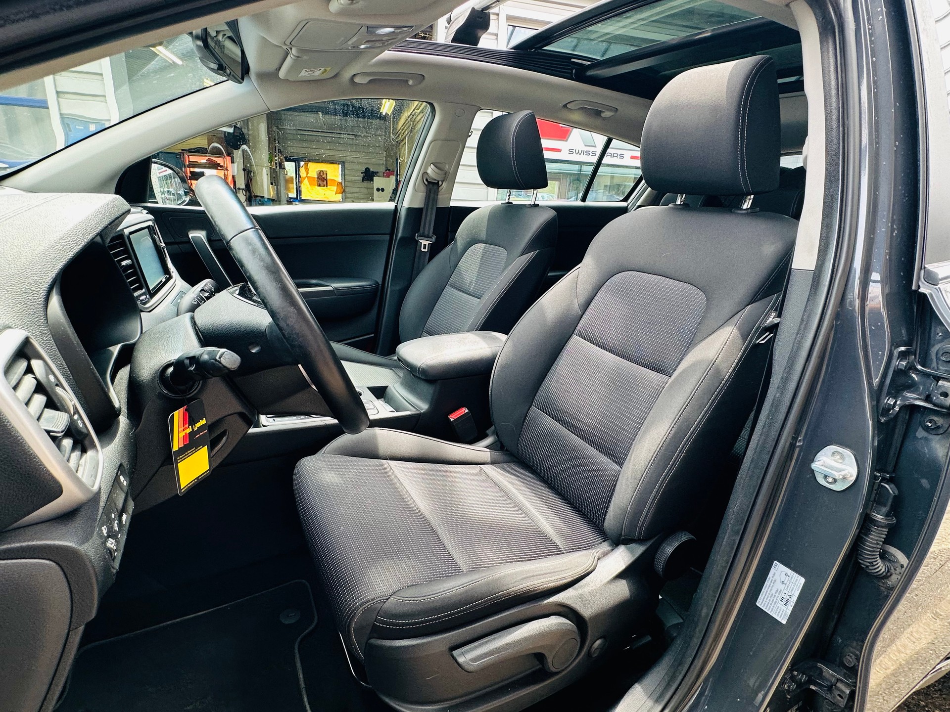 KIA Sportage 1.6CRDi Trend 4WD Automat-image-10