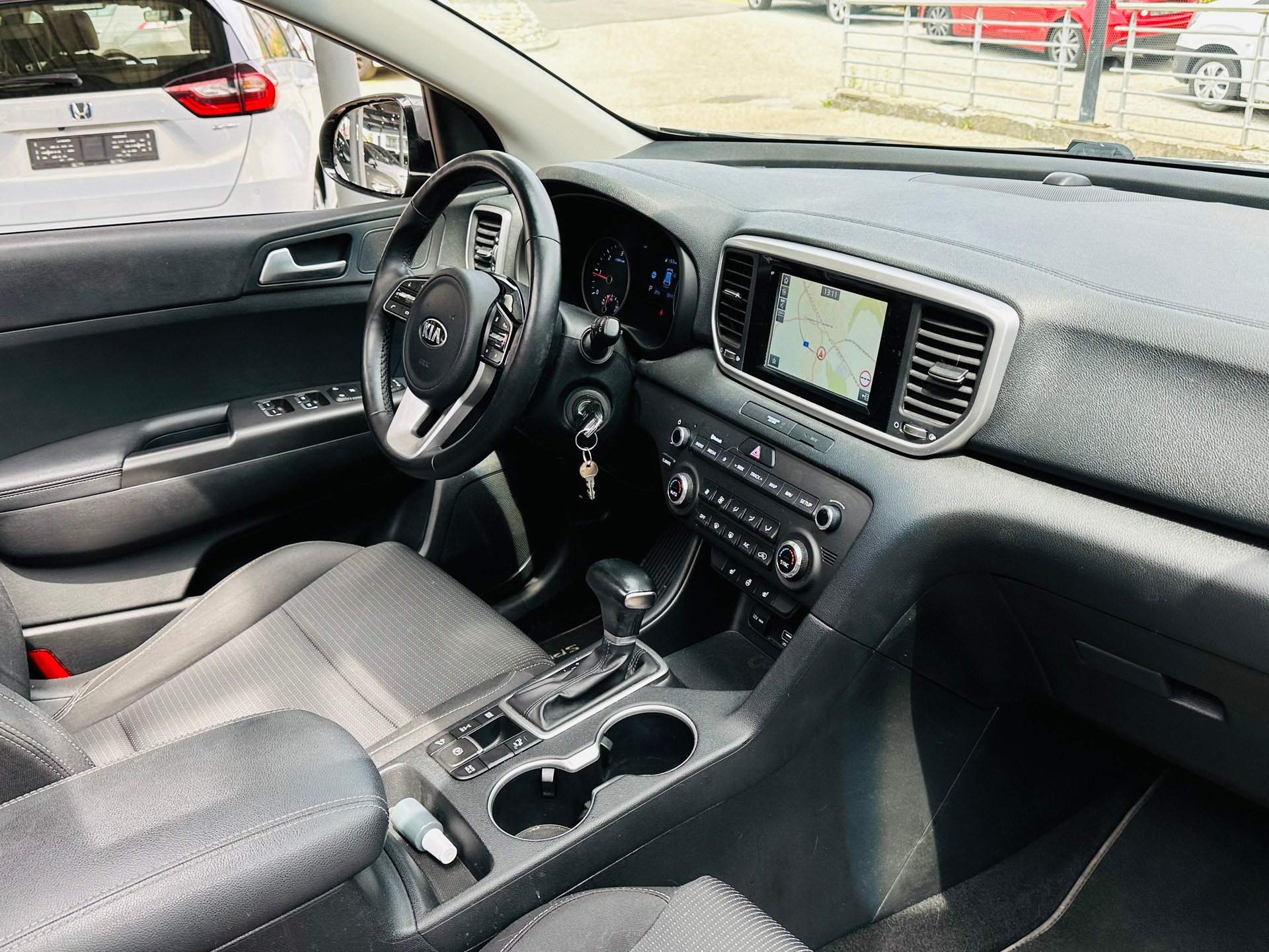 KIA Sportage 1.6CRDi Trend 4WD Automat-image-15