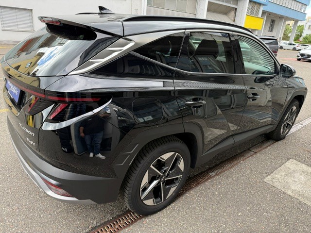 HYUNDAI Tucson 1.6 T-GDi PHEV Amplia 4WD-image-5
