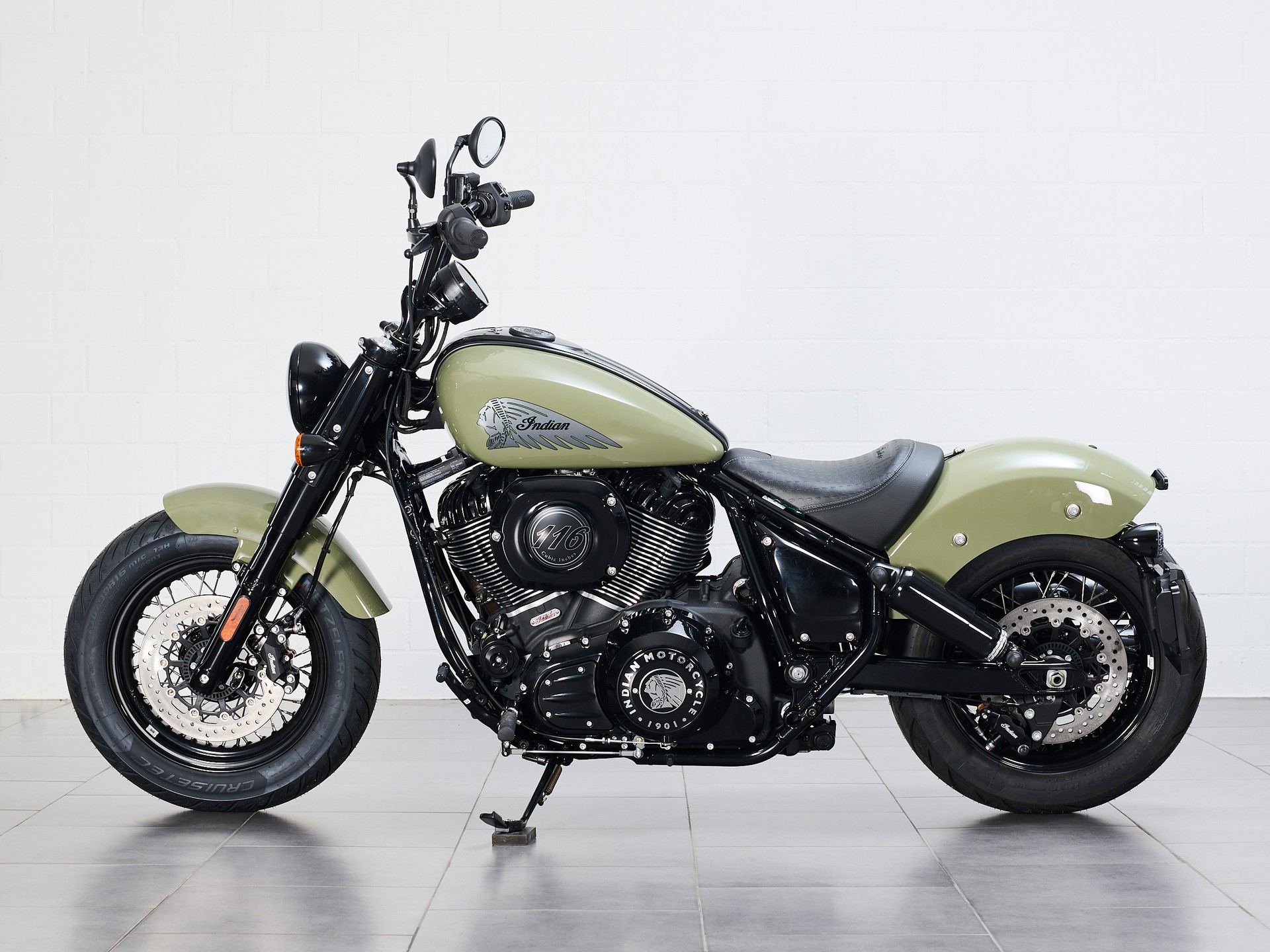 INDIAN Chief Bobber Dark Horse-image-2