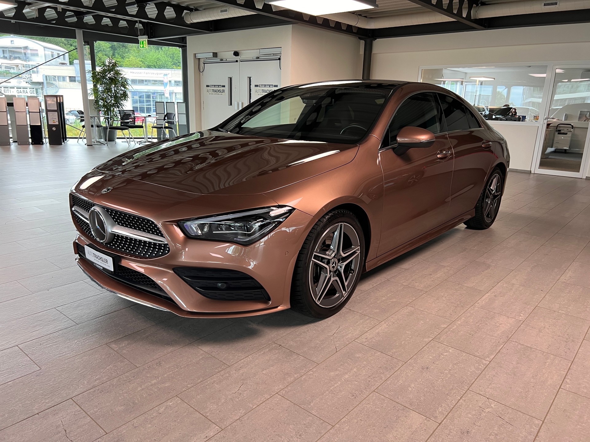 MERCEDES-BENZ CLA 250 4Matic AMG Line 7G-DCT-image-3