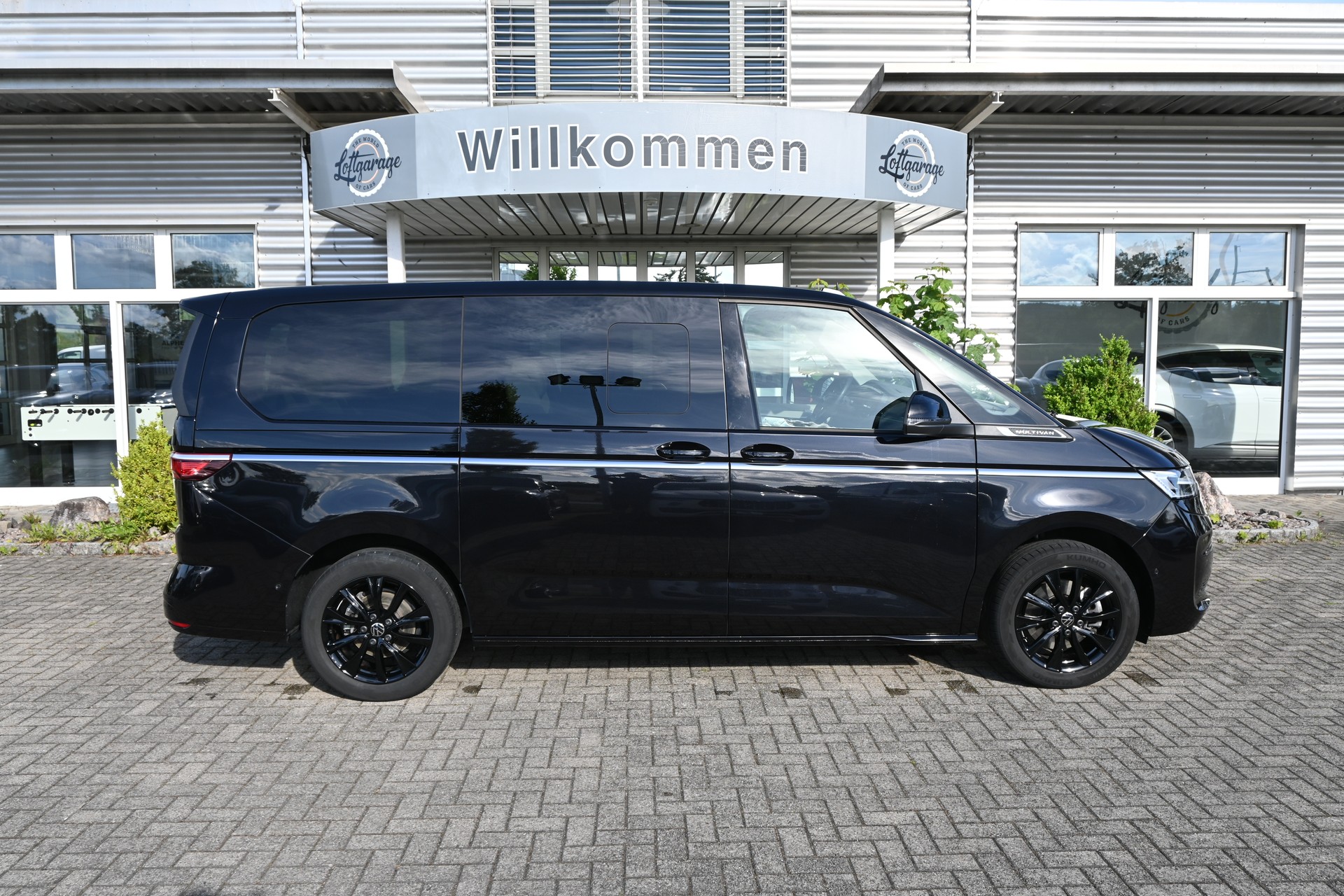 VW Multivan 2.0 TDI Style DSG Lang 7-Plätzer + AHK 2000kg-image-5