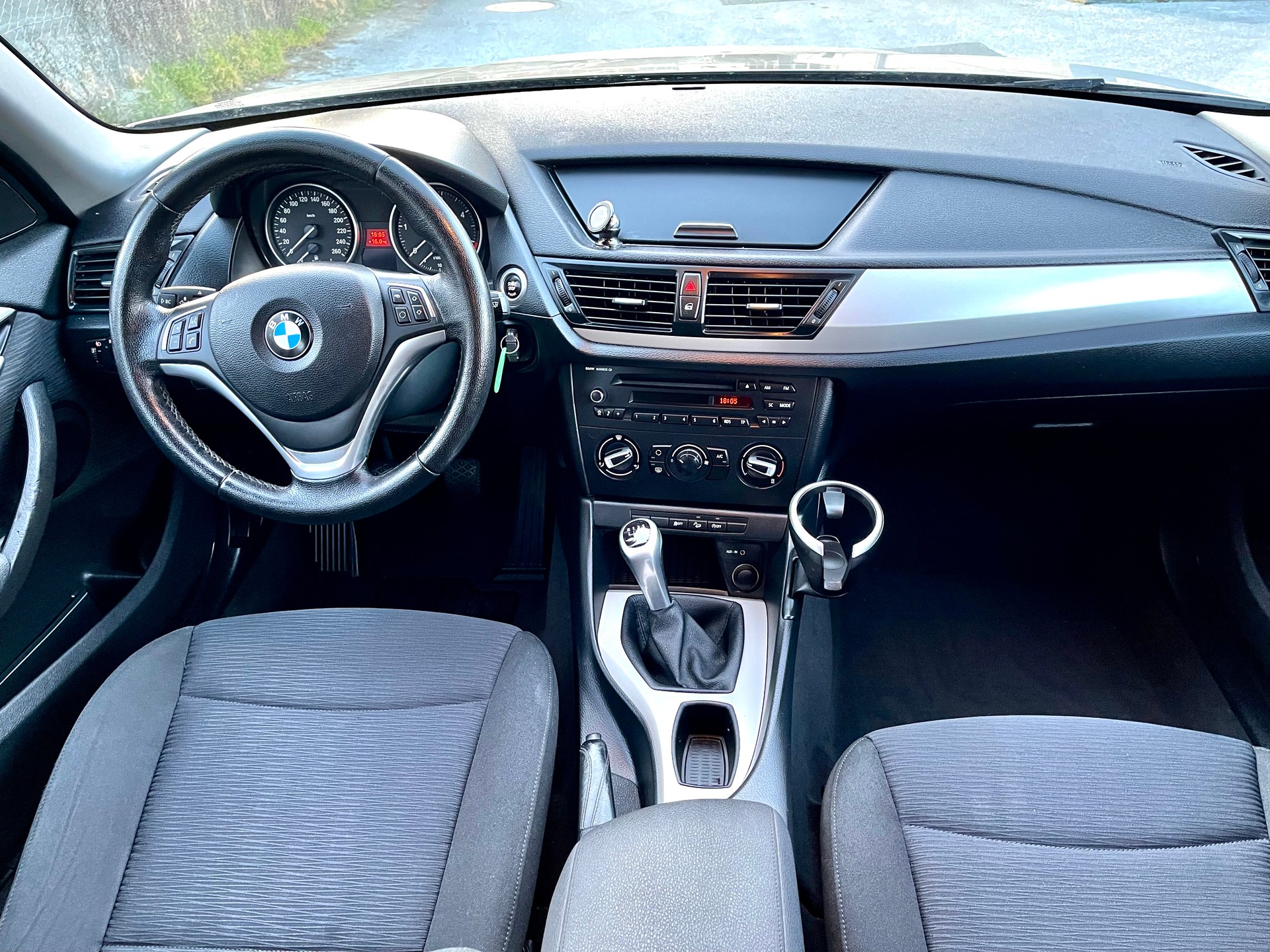 BMW X1 xDrive 18d Sport Line Steptronic-showroom-element-1