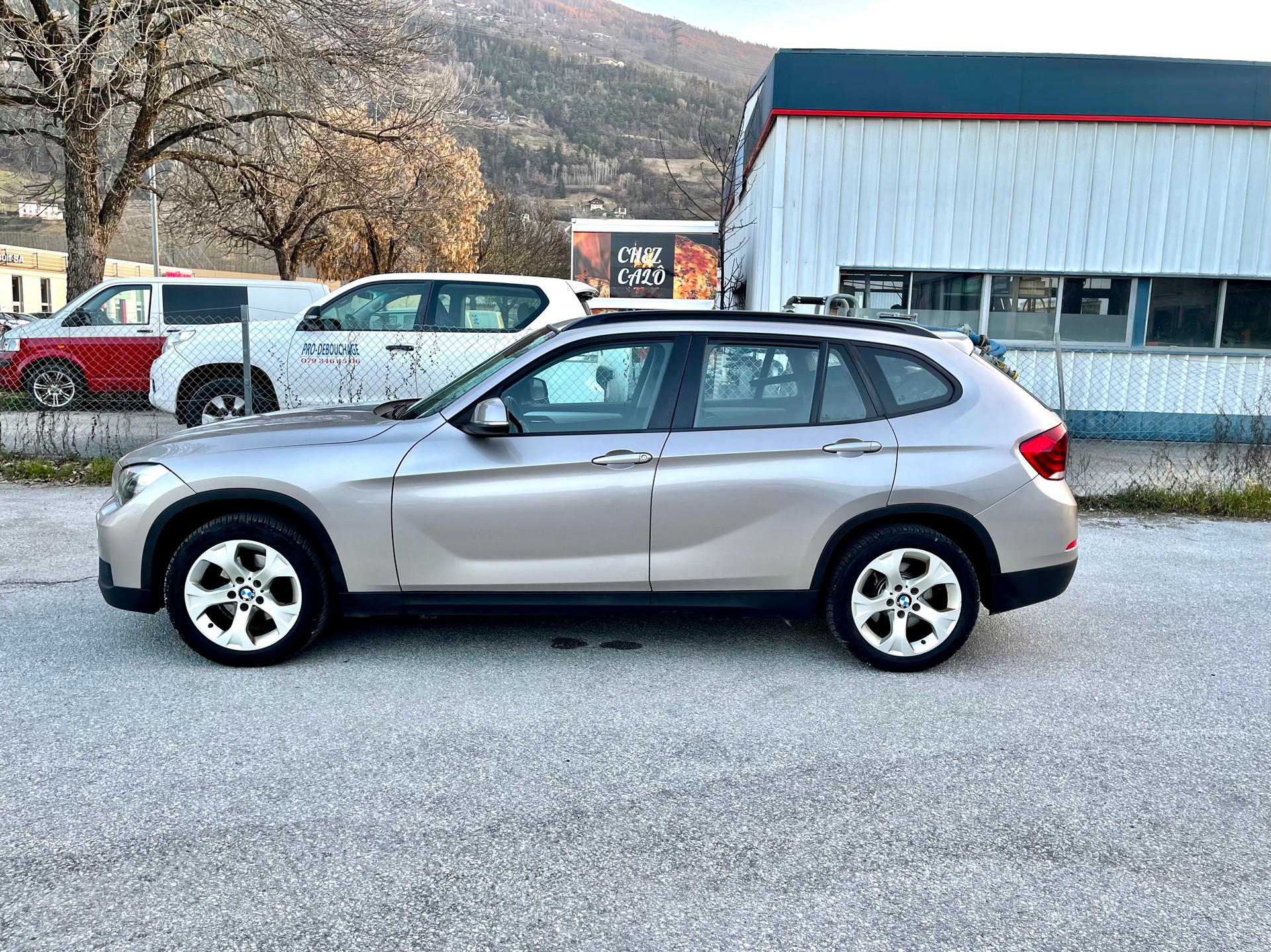 BMW X1 xDrive 18d Sport Line Steptronic-image-4