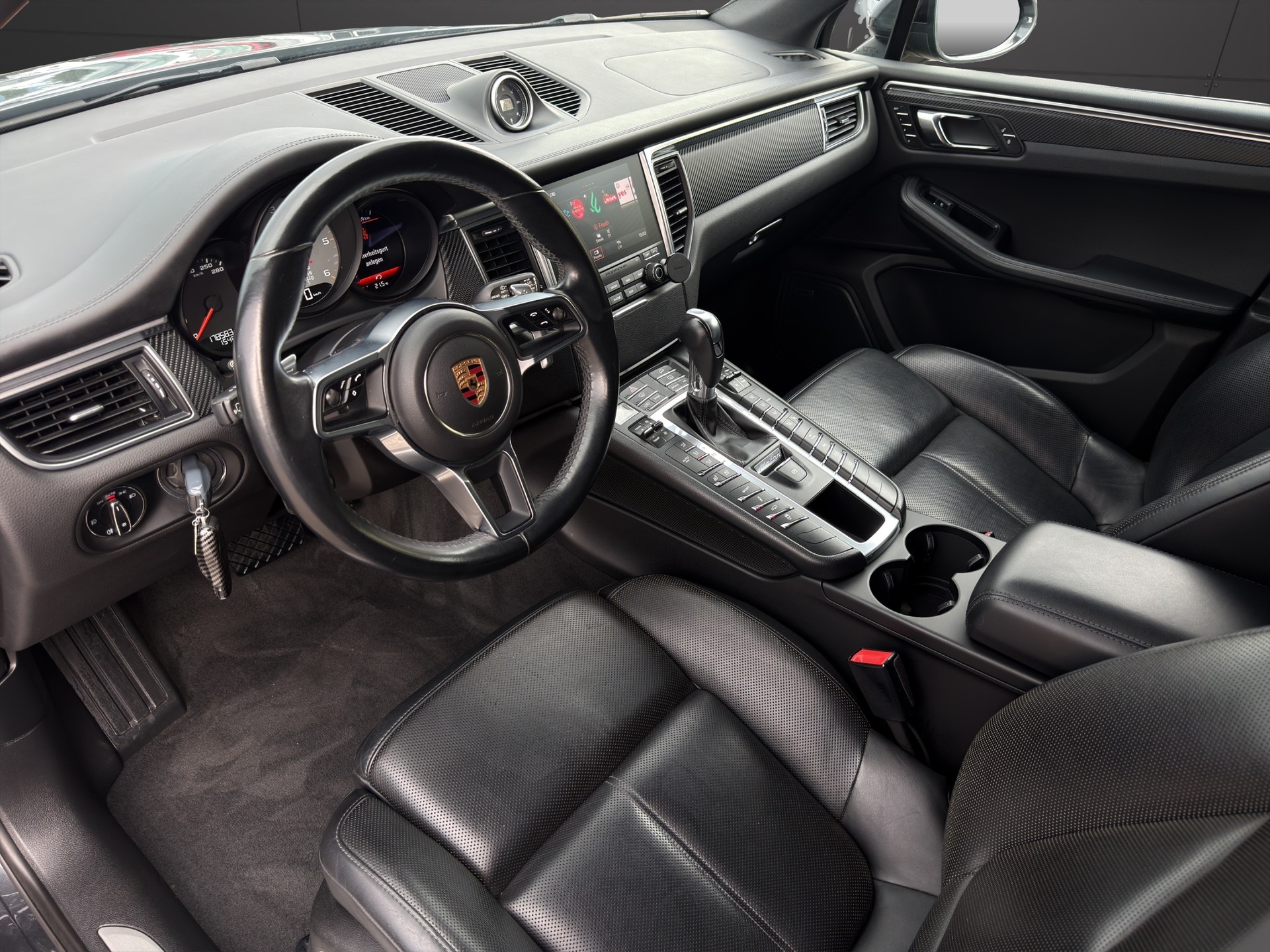 PORSCHE Macan S Diesel PDK-image-9