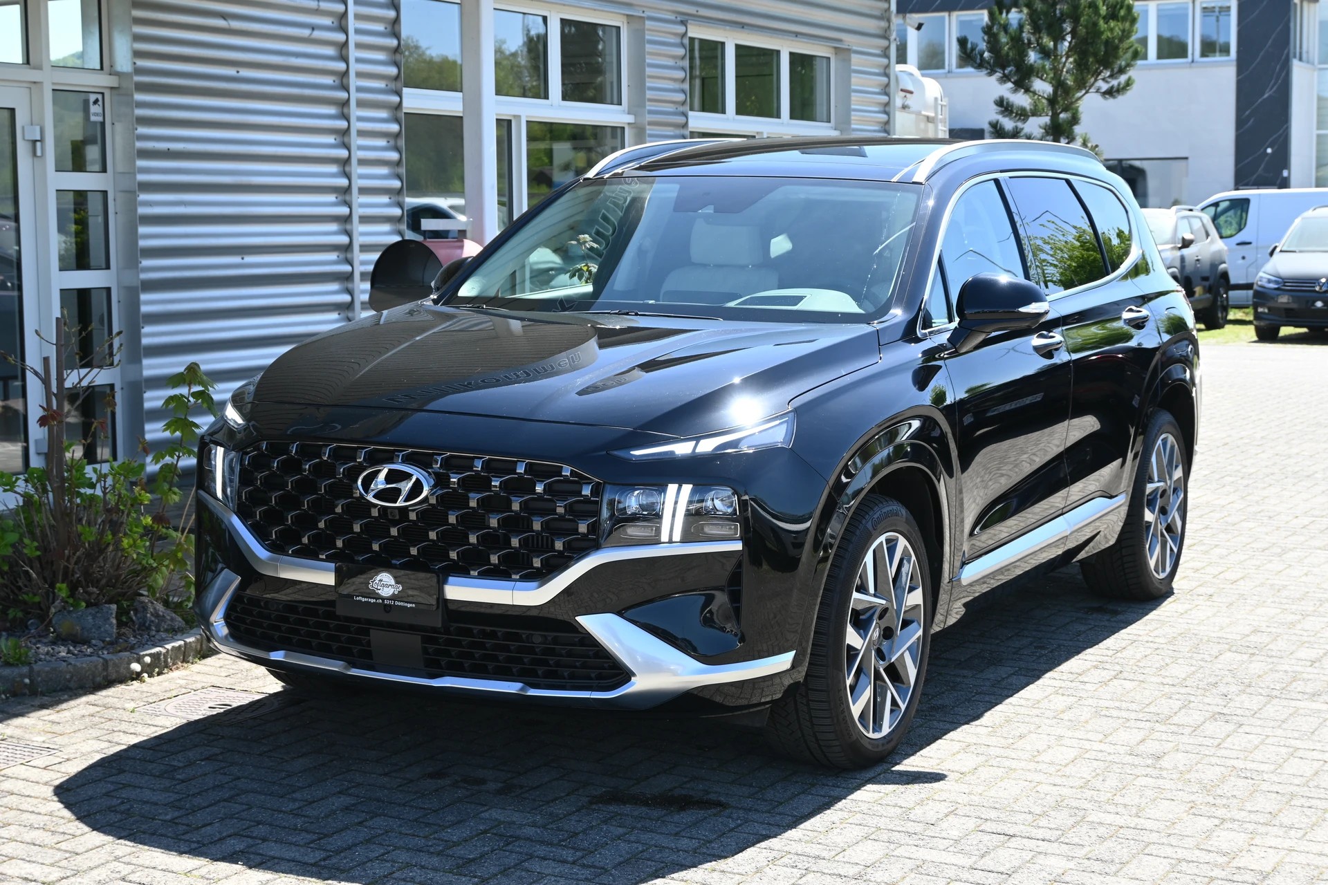 HYUNDAI Santa Fe 2.2 CRDI Vertex 4WD Automatic + 7-Plätzer + Werksgarantie 02.2027-showroom-element-1