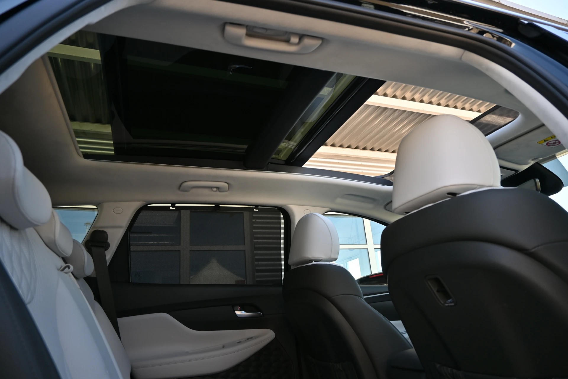HYUNDAI Santa Fe 2.2 CRDI Vertex 4WD Automatic + 7-Plätzer + Werksgarantie 02.2027-image-15