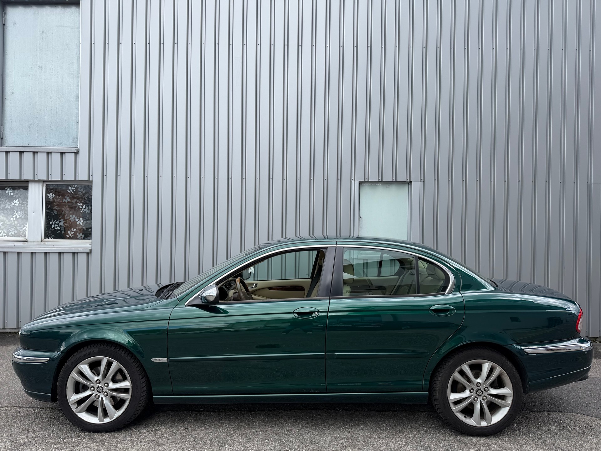 JAGUAR X-Type 3.0 V6 Traction4 Sovereign Anniv. Pack Aut.-image-3