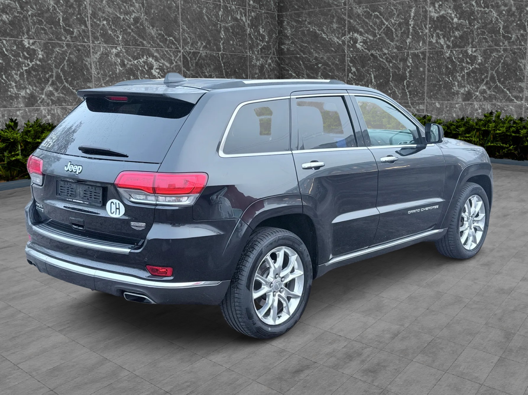 JEEP Grand Cherokee 3.0 CRD Summit Automatic-image-3