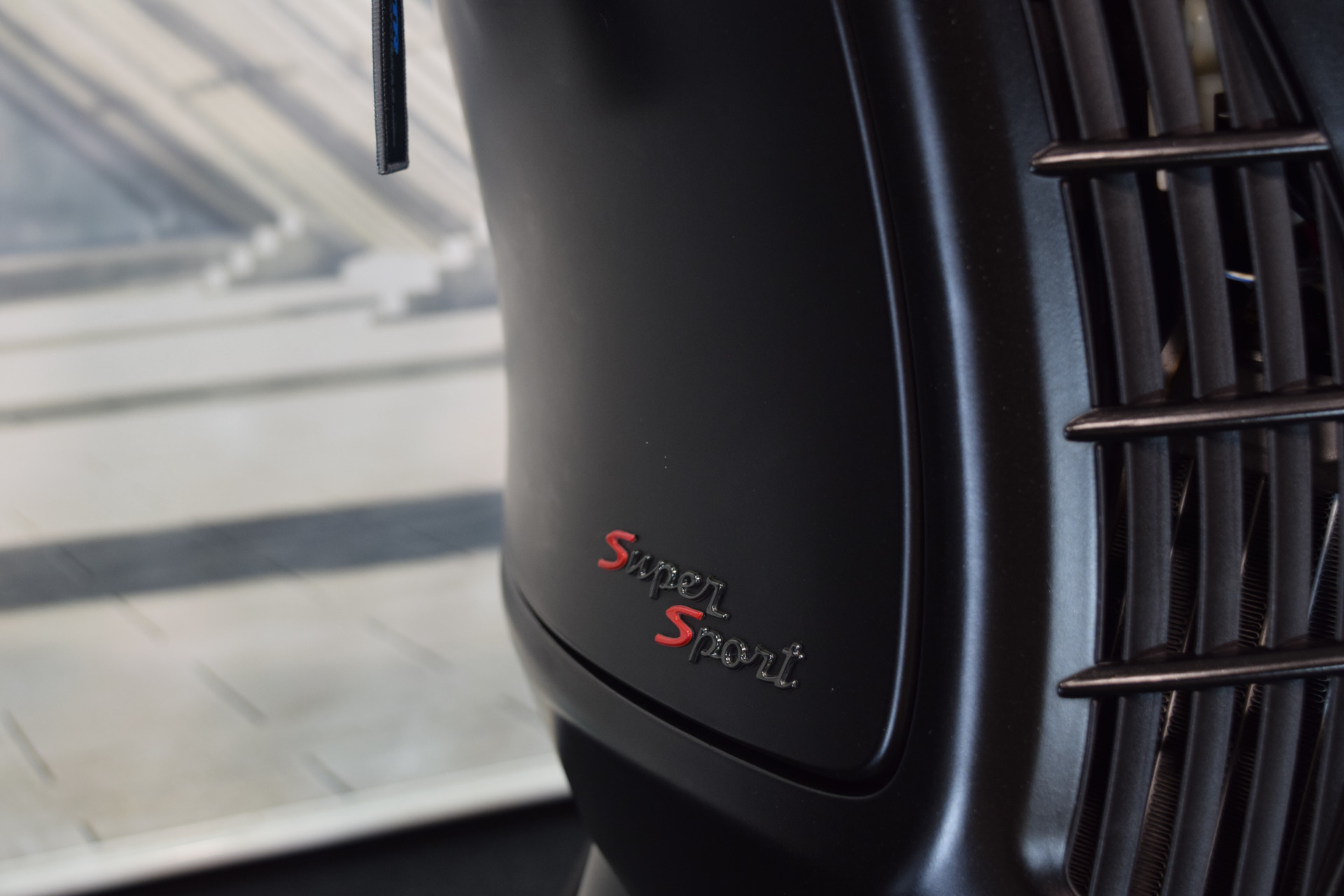 PIAGGIO Vespa GTS 300 Super inkl. Lenkerendspiegel-image-8