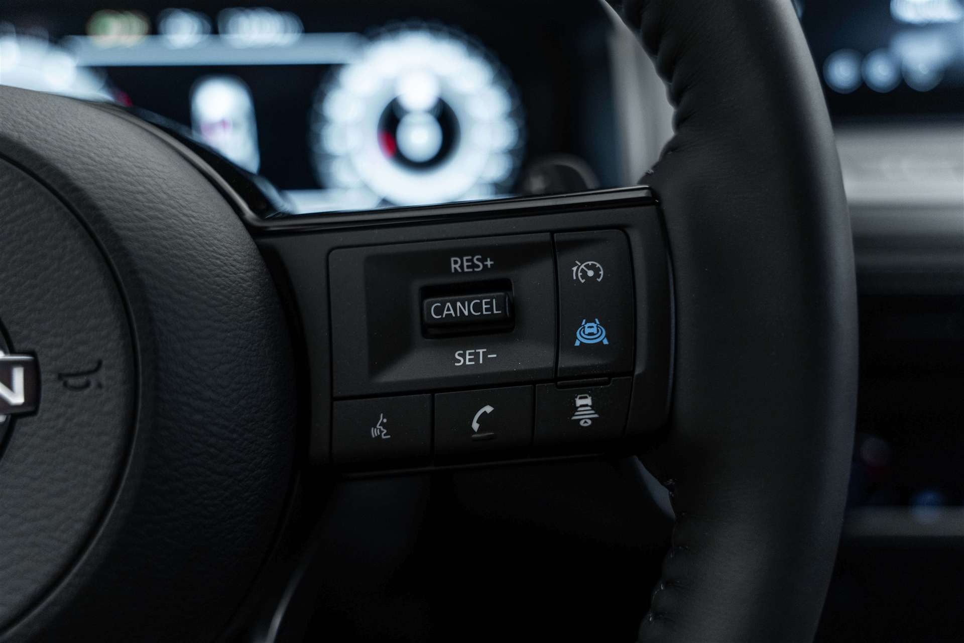 NISSAN Qashqai 1.3 DIG-T MHEV N-Connecta Xtronic-Automat-image-13