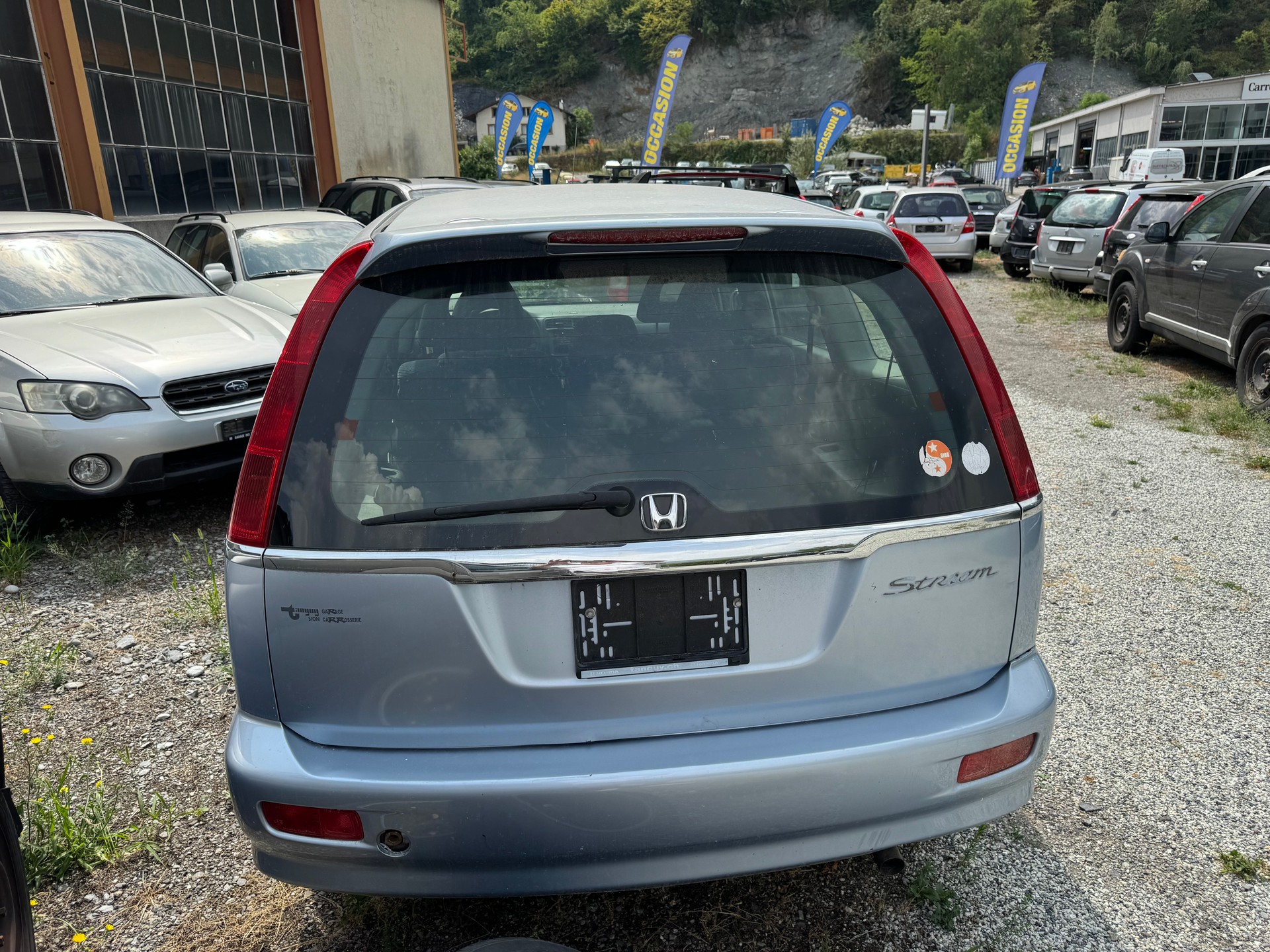 HONDA Stream 1.7i LS 7 places-image-1