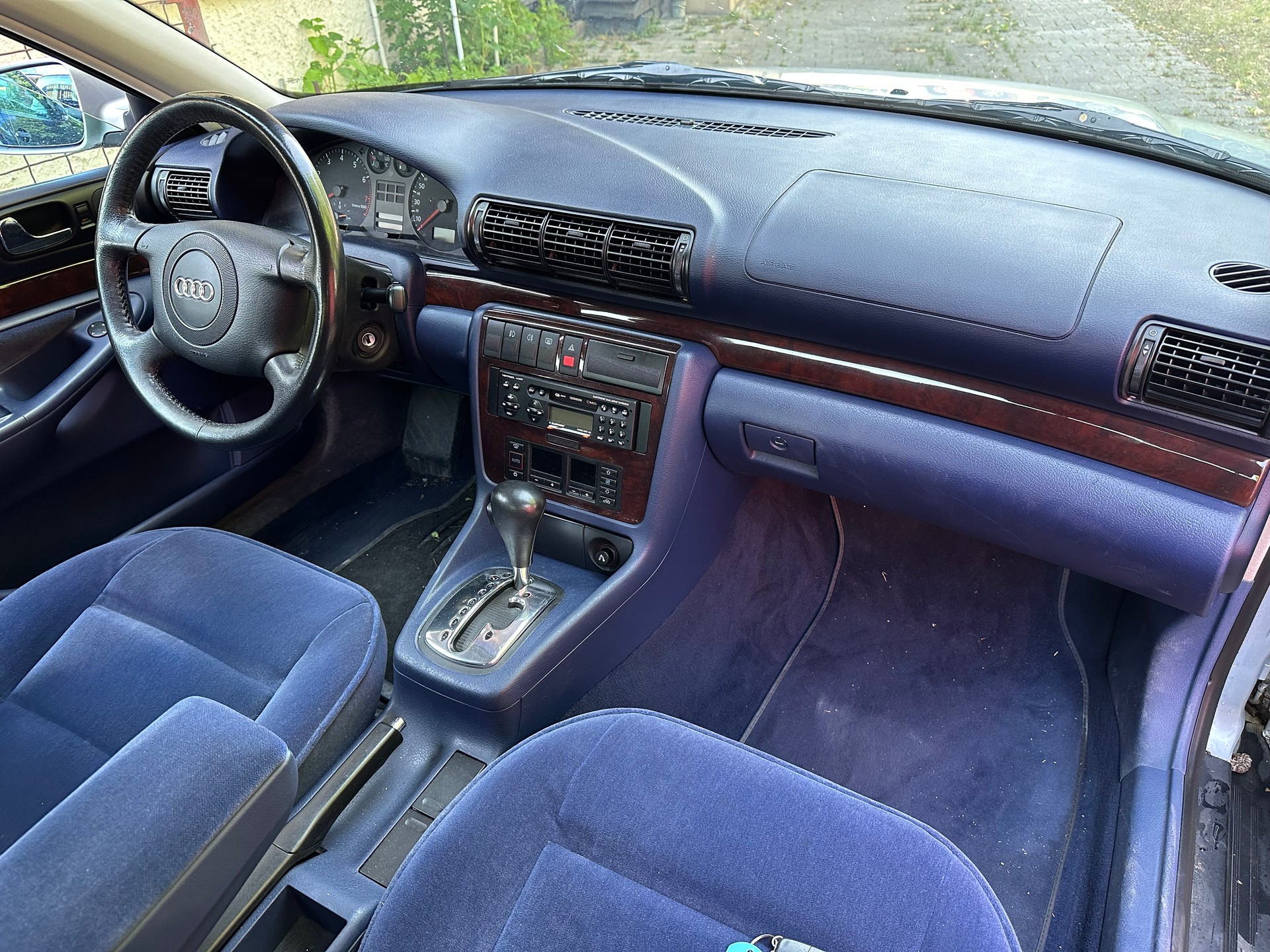 AUDI A4 2.4 Ambition FIXPREIS (BETRIEBSFERIEN bis 09.08.26)-image-17