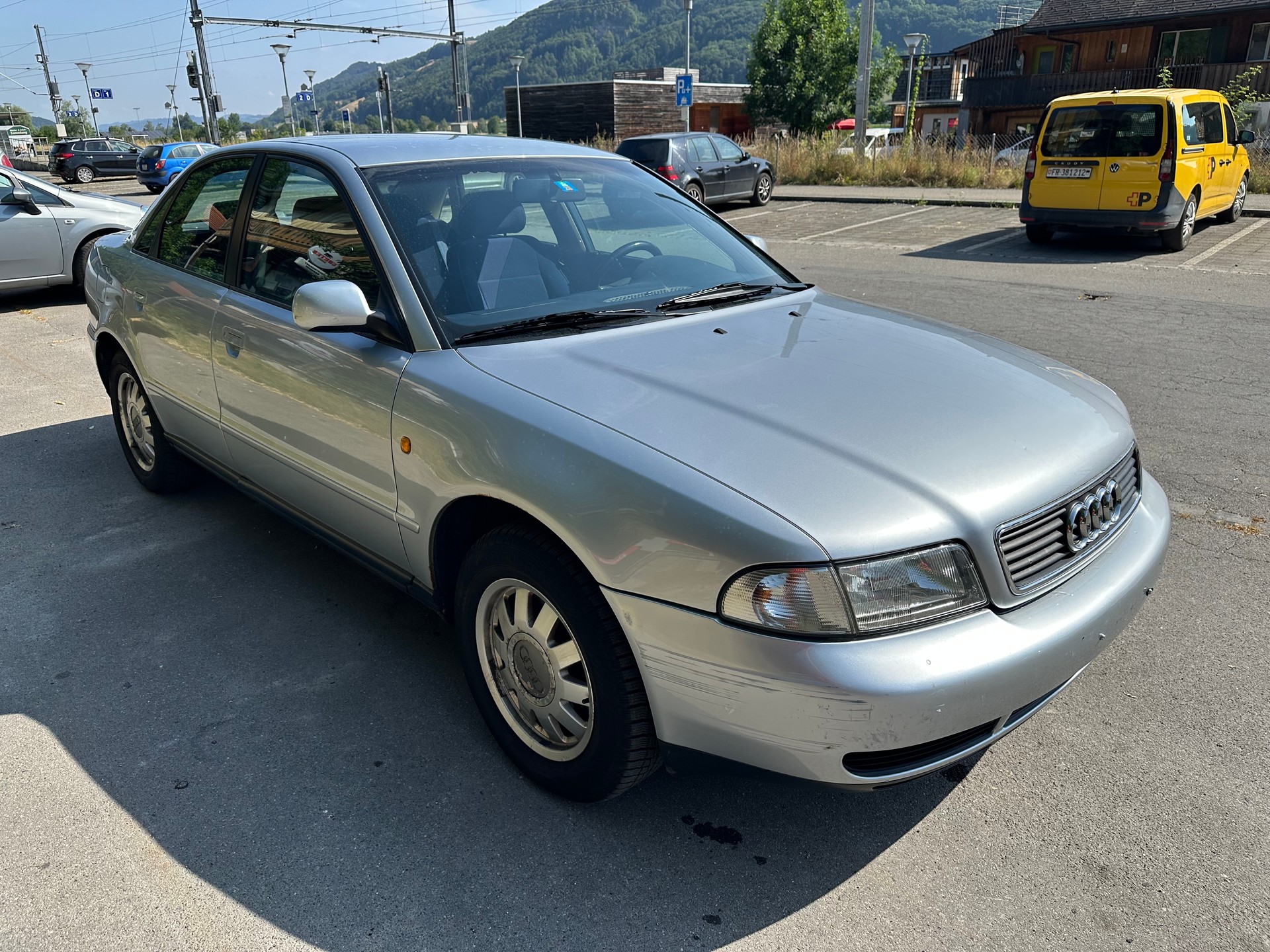 AUDI A4 2.4 Ambition FIXPREIS (BETRIEBSFERIEN bis 09.08.26)-showroom-element-3